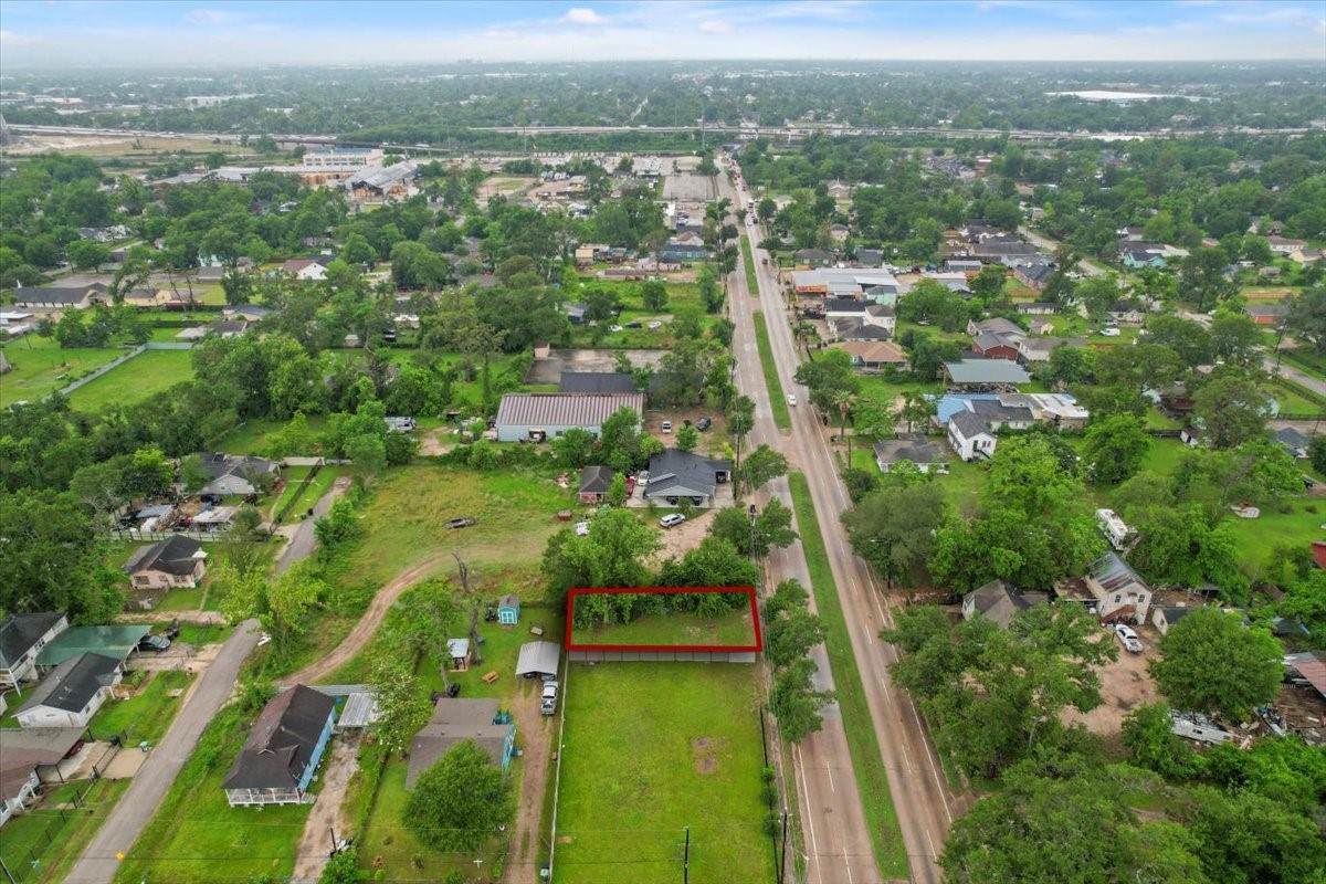 2422 E Crosstimbers Street Property Photo 11