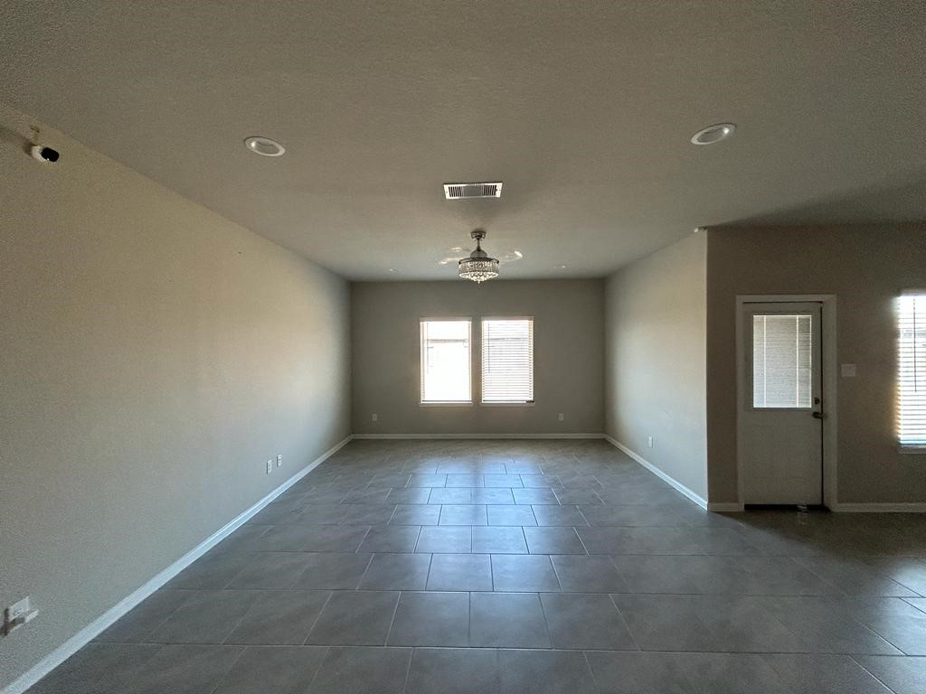 3207 Sumac Drive Property Photo 10