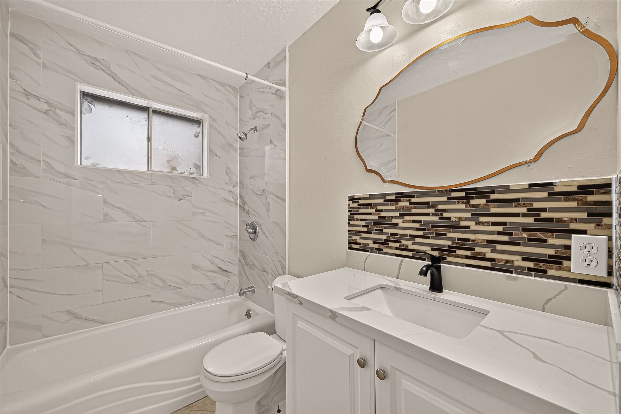12523 Hunting Briar Drive Property Photo 25