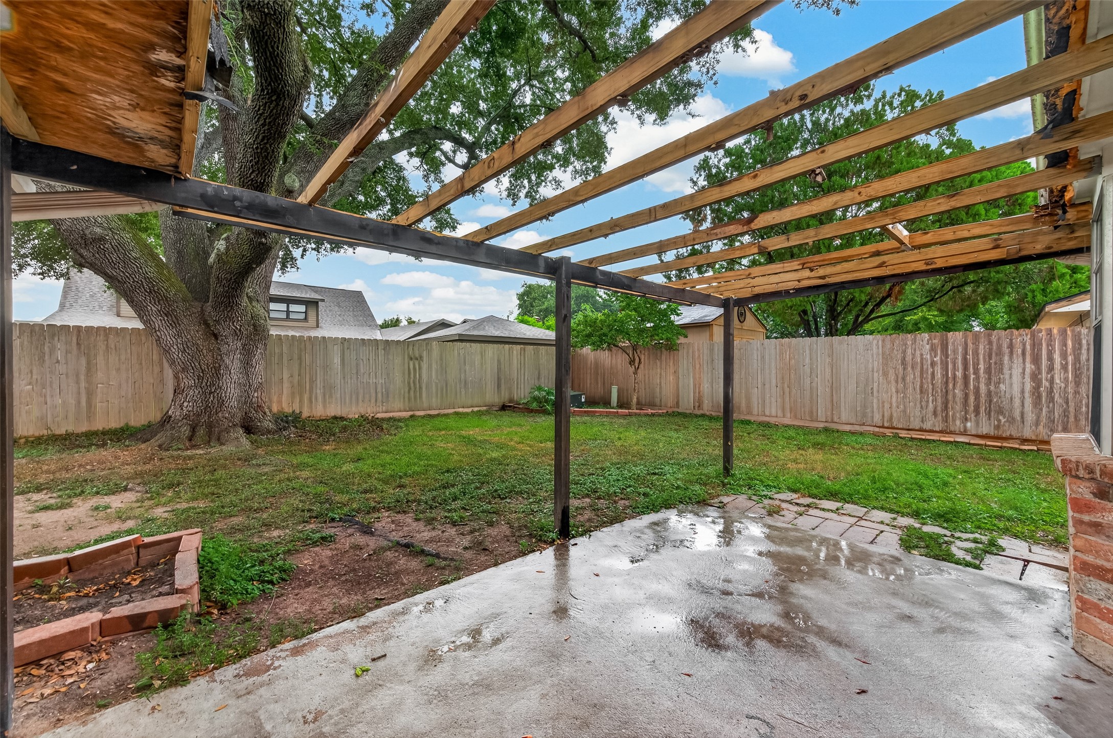 12523 Hunting Briar Drive Property Photo 35