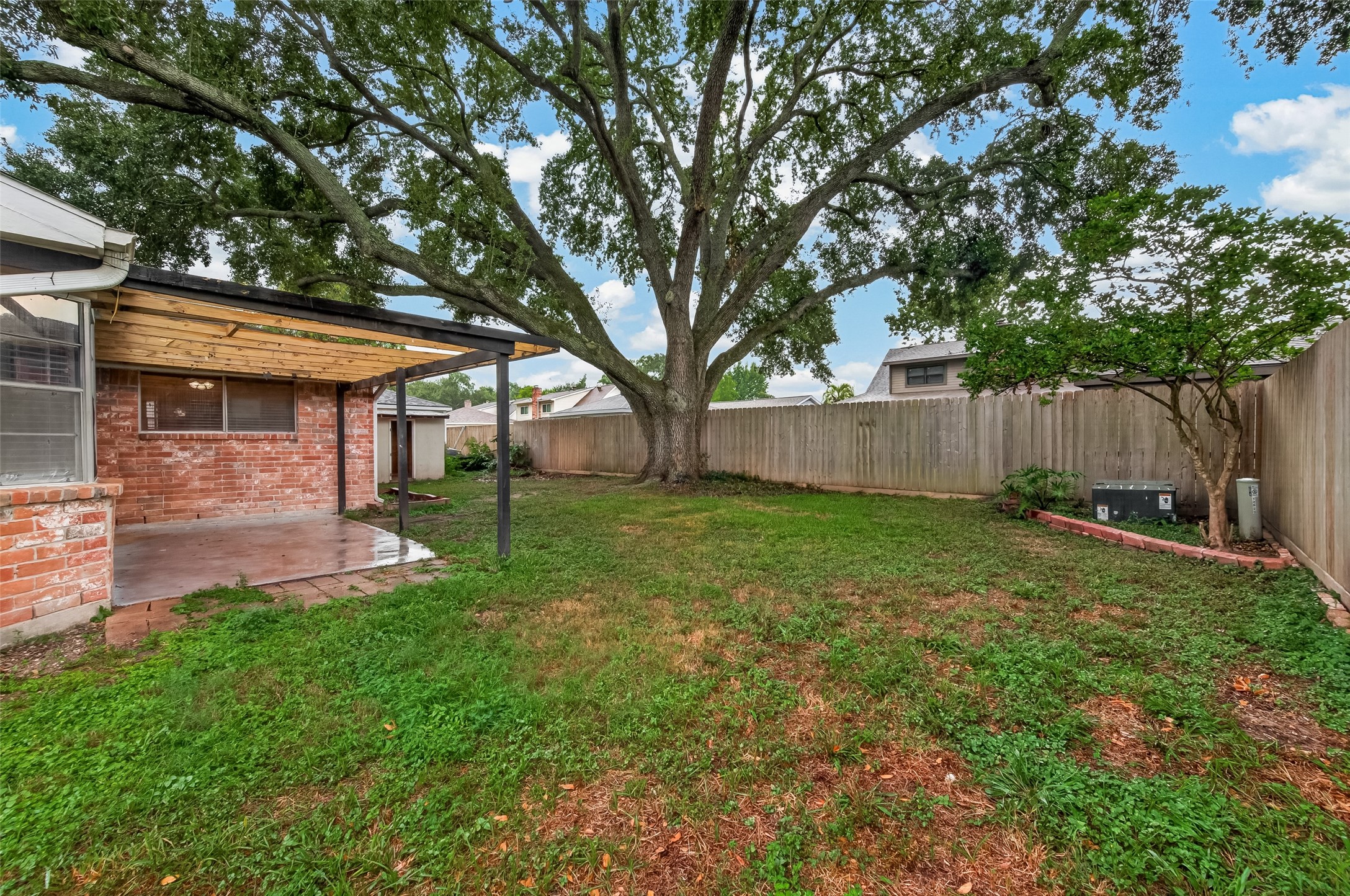 12523 Hunting Briar Drive Property Photo 36