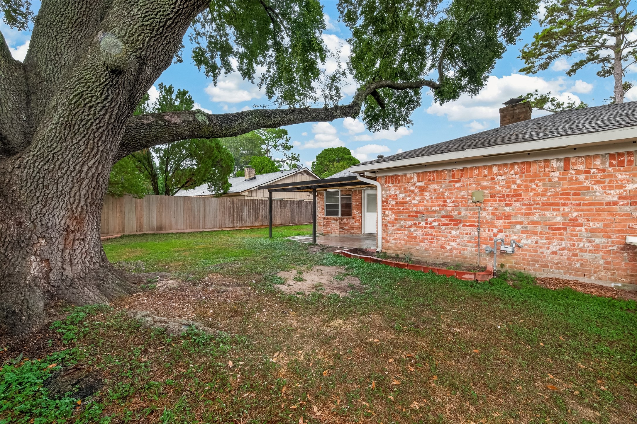 12523 Hunting Briar Drive Property Photo 38