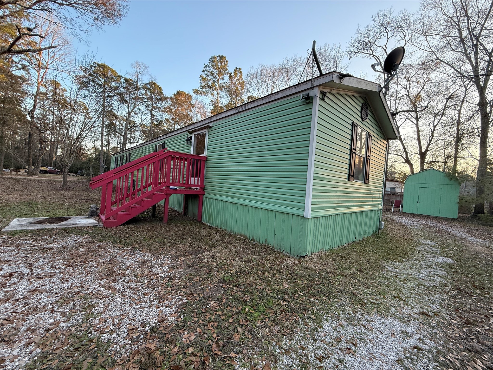 29603 Temple Street Property Photo 3