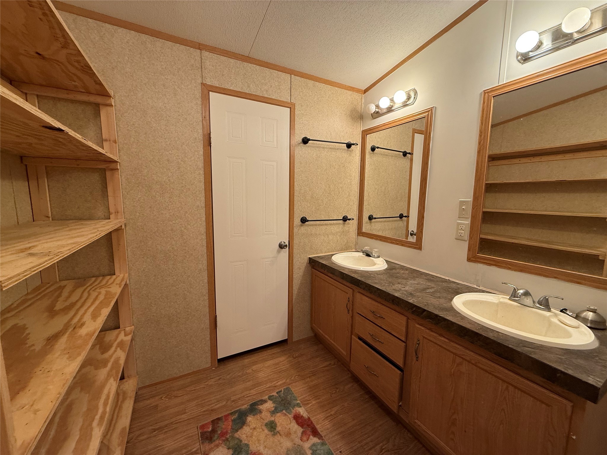 29603 Temple Street Property Photo 16