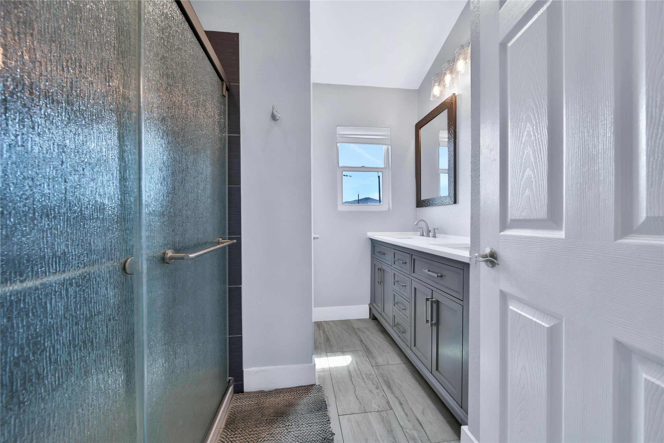 600 Blue Water Highway Property Photo 27