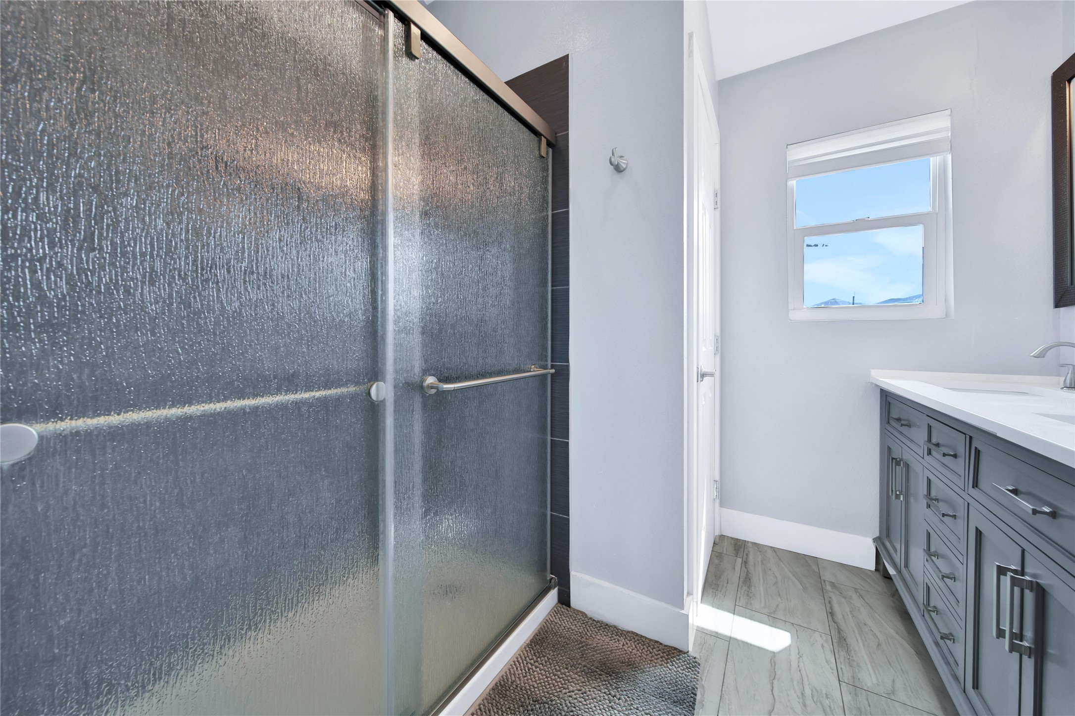 600 Blue Water Highway Property Photo 28