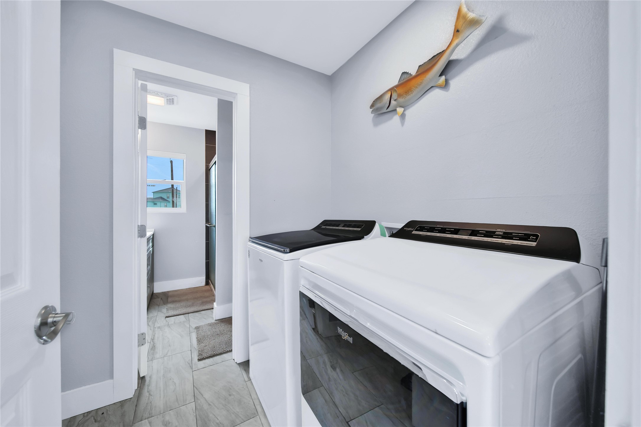 600 Blue Water Highway Property Photo 35