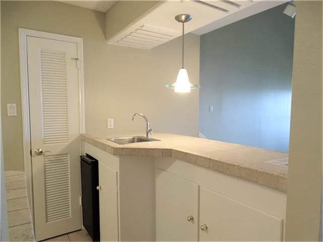 202 Lakeview Terrace H Property Photo 10