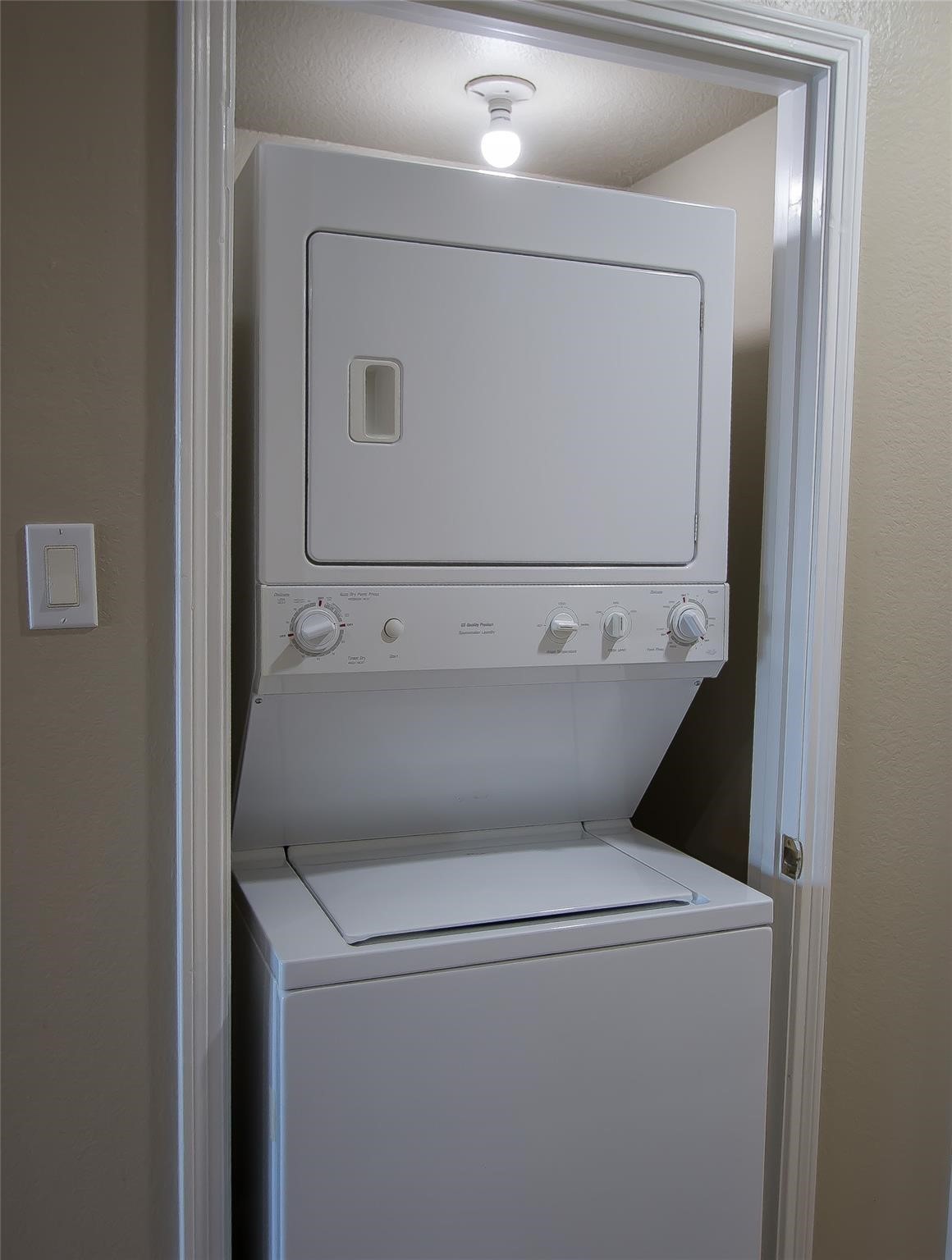 202 Lakeview Terrace H Property Photo 23