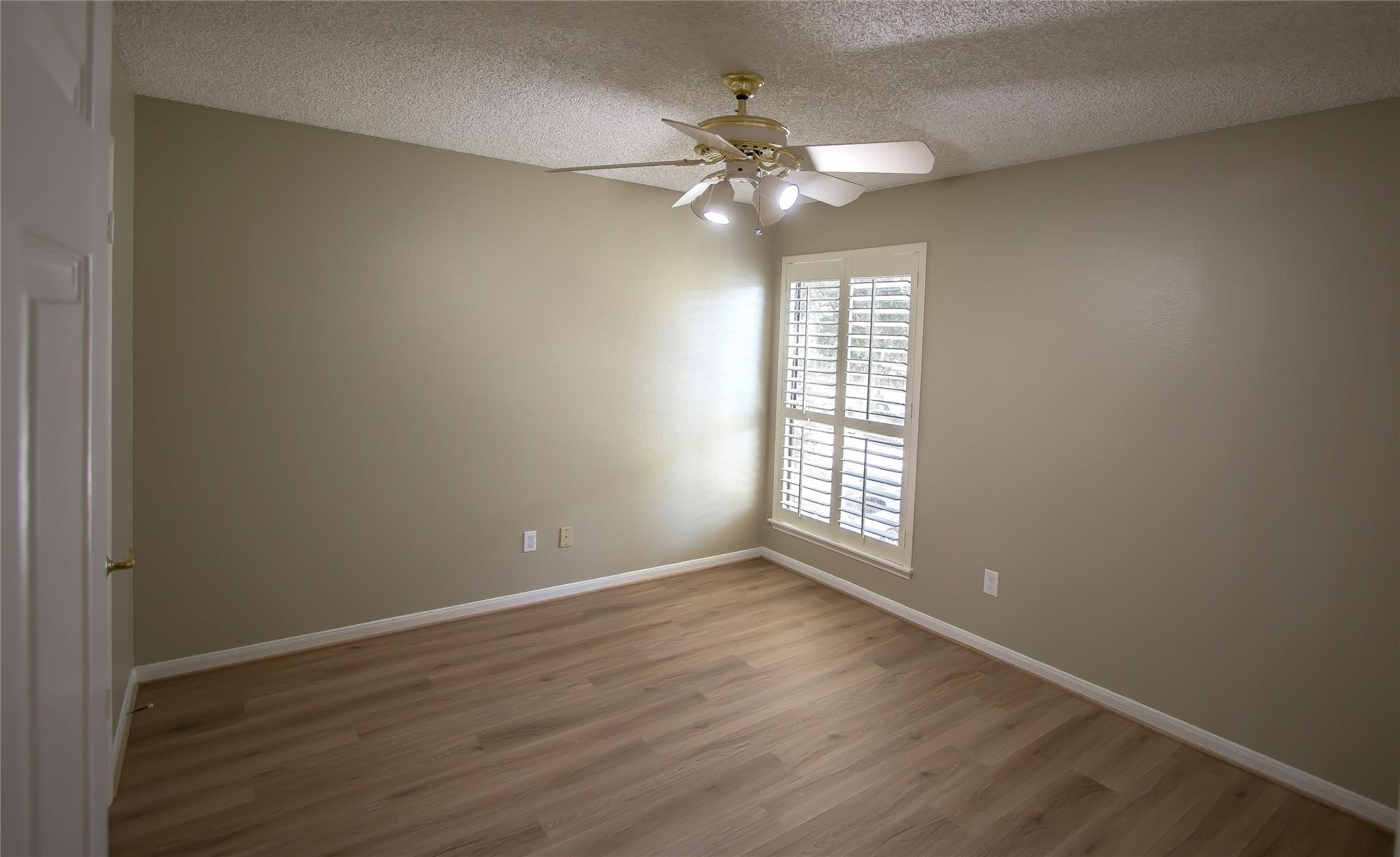 202 Lakeview Terrace H Property Photo 25