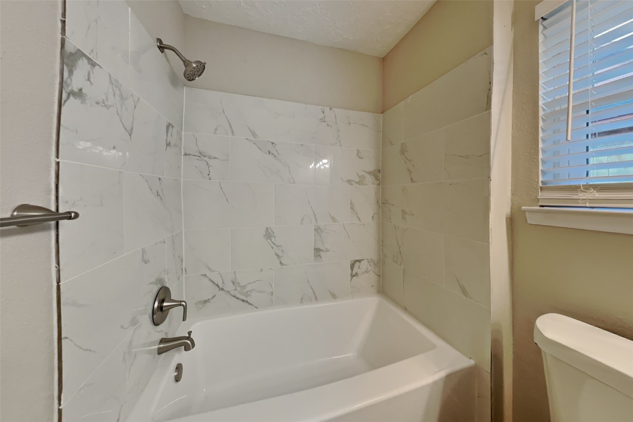 10107 King Ranch Lane Property Photo 16