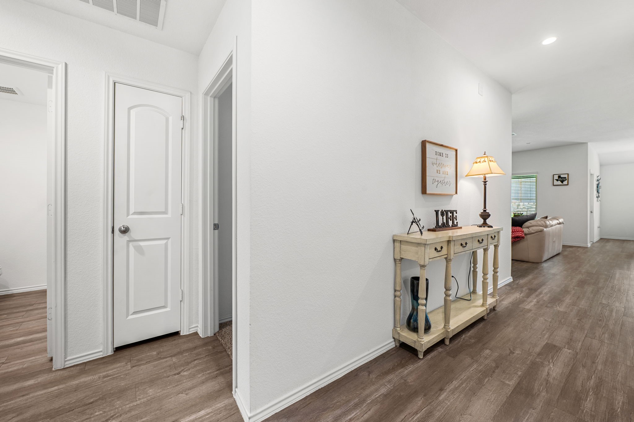 24714 Mountain Tree Drive Property Photo 6