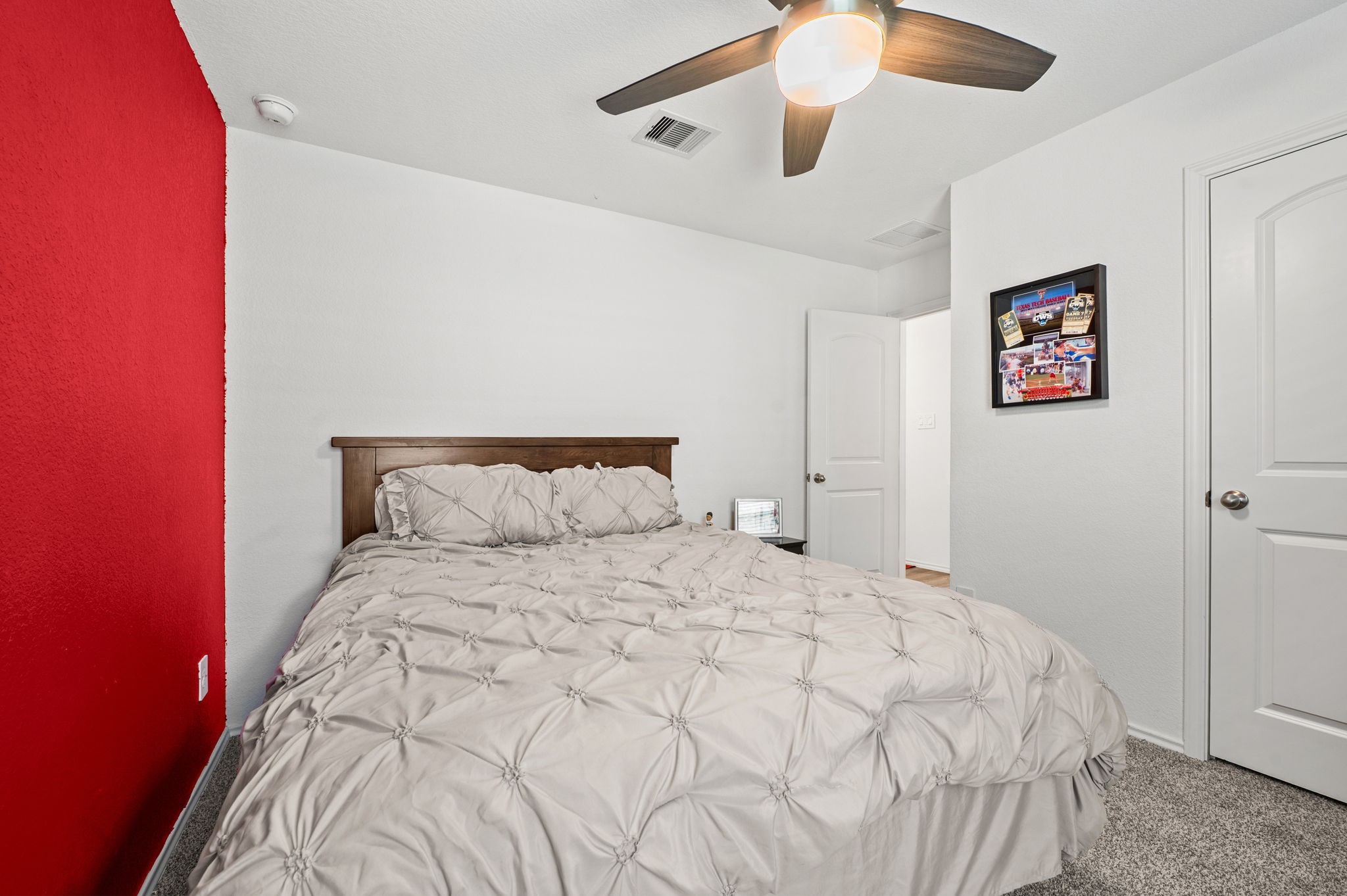 24714 Mountain Tree Drive Property Photo 9