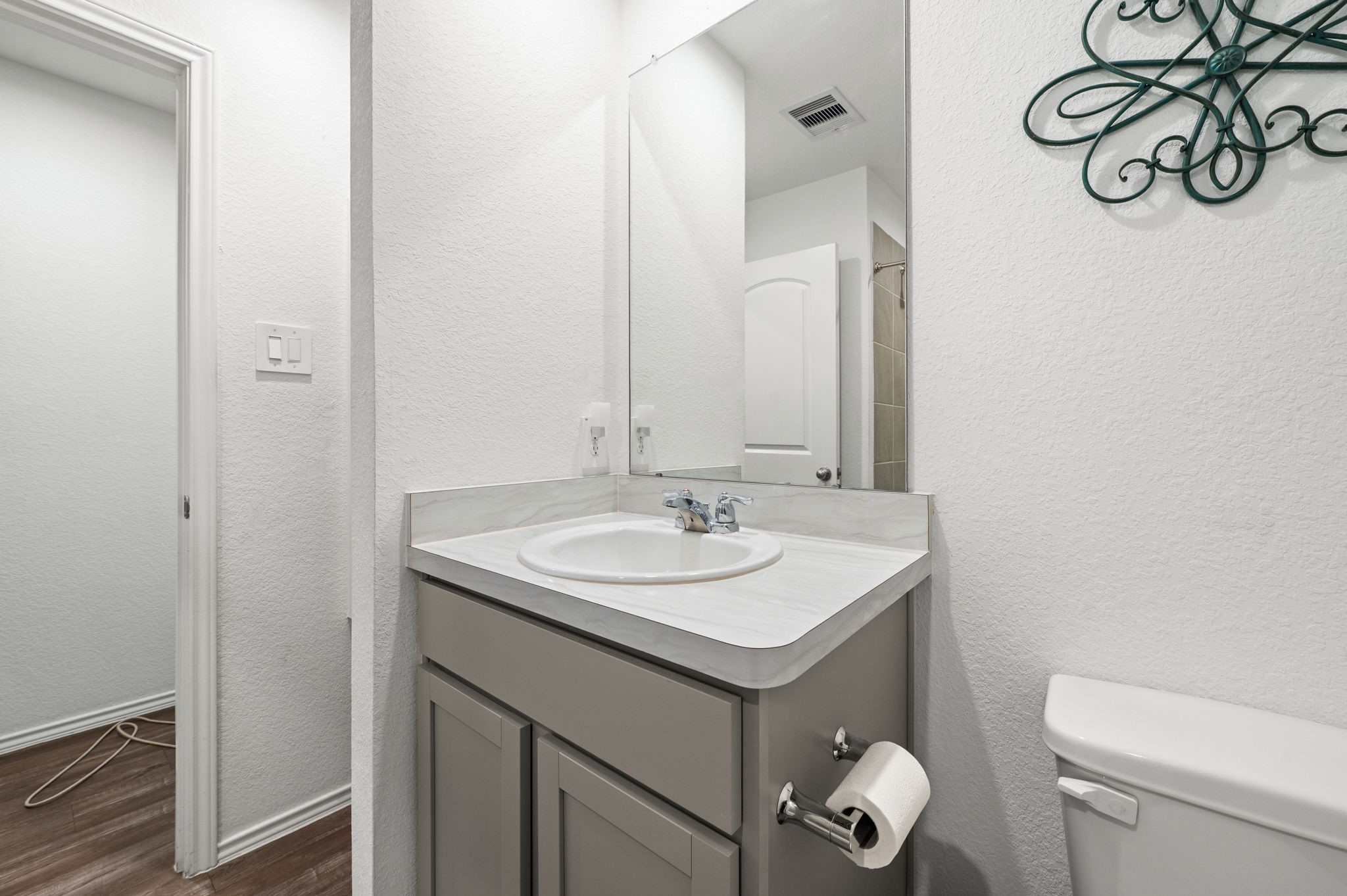 24714 Mountain Tree Drive Property Photo 12