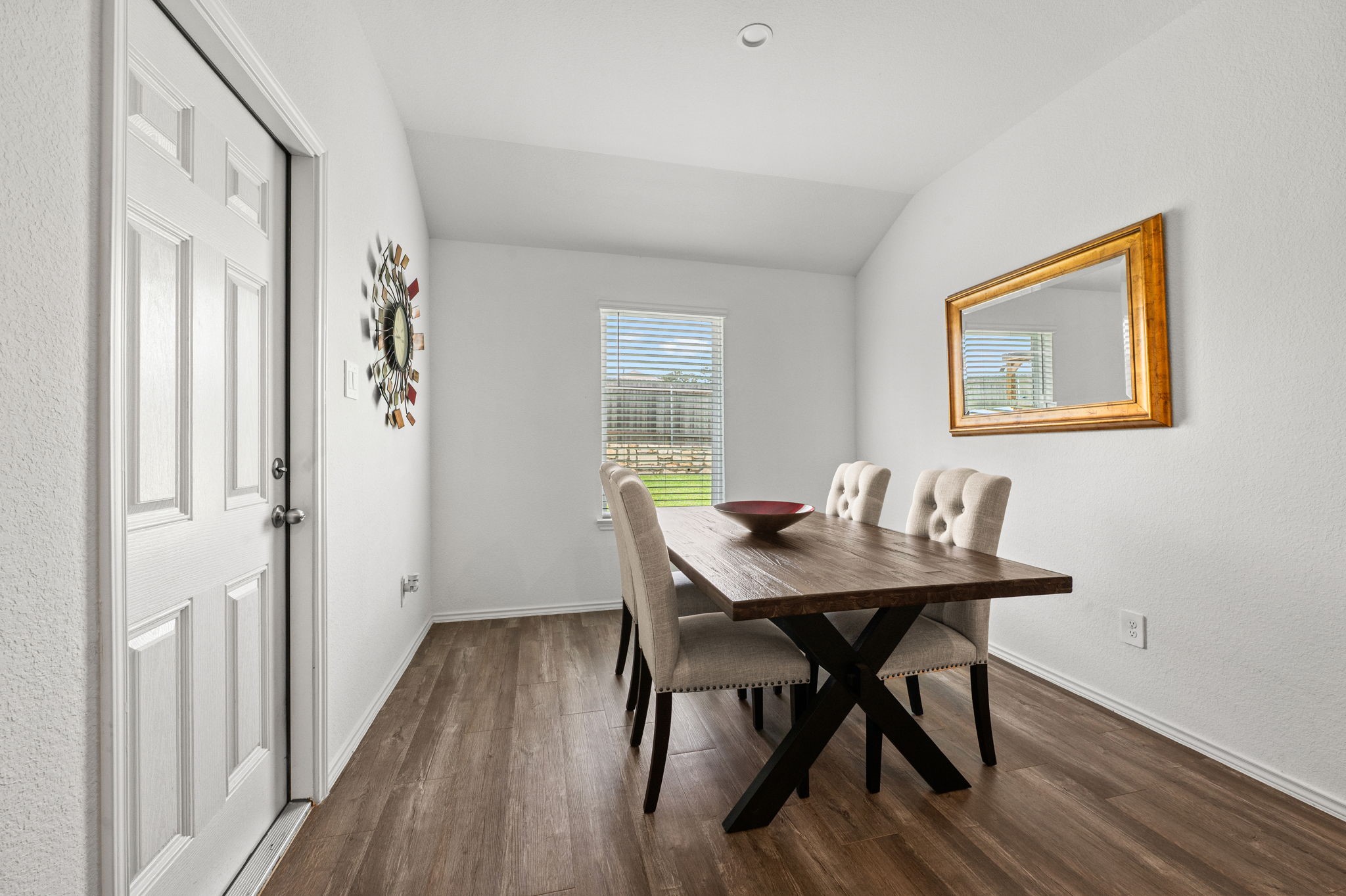 24714 Mountain Tree Drive Property Photo 15