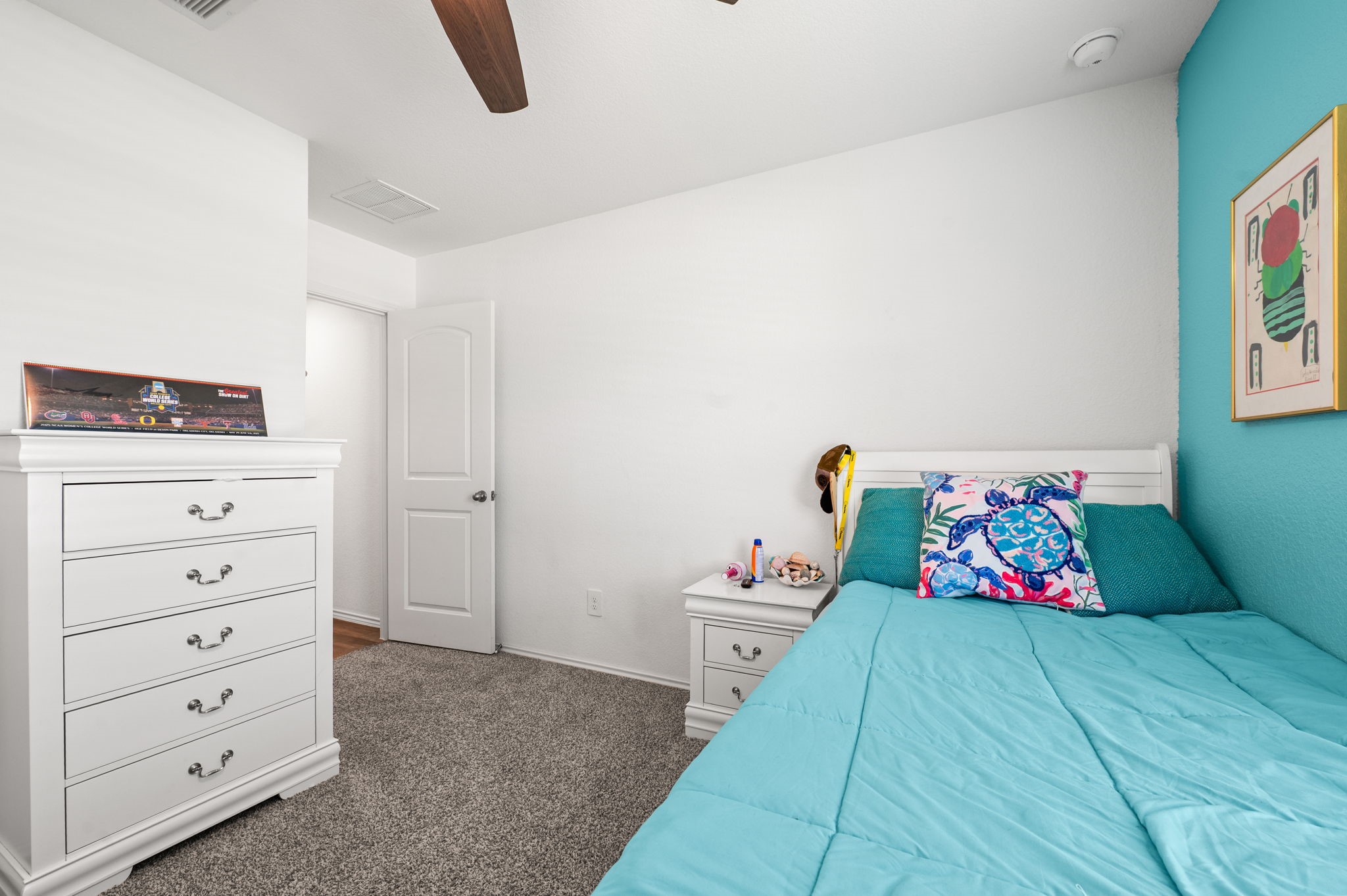24714 Mountain Tree Drive Property Photo 17