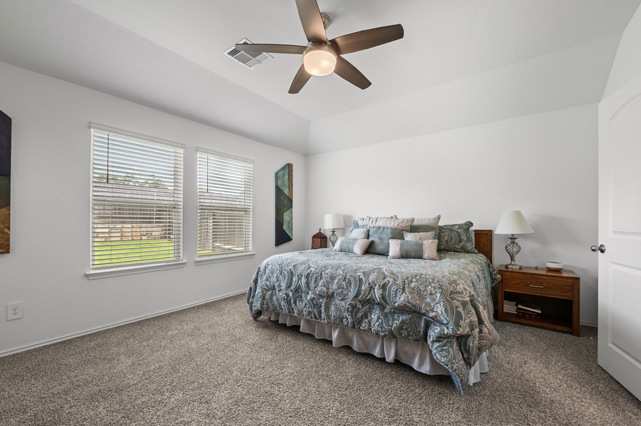 24714 Mountain Tree Drive Property Photo 26