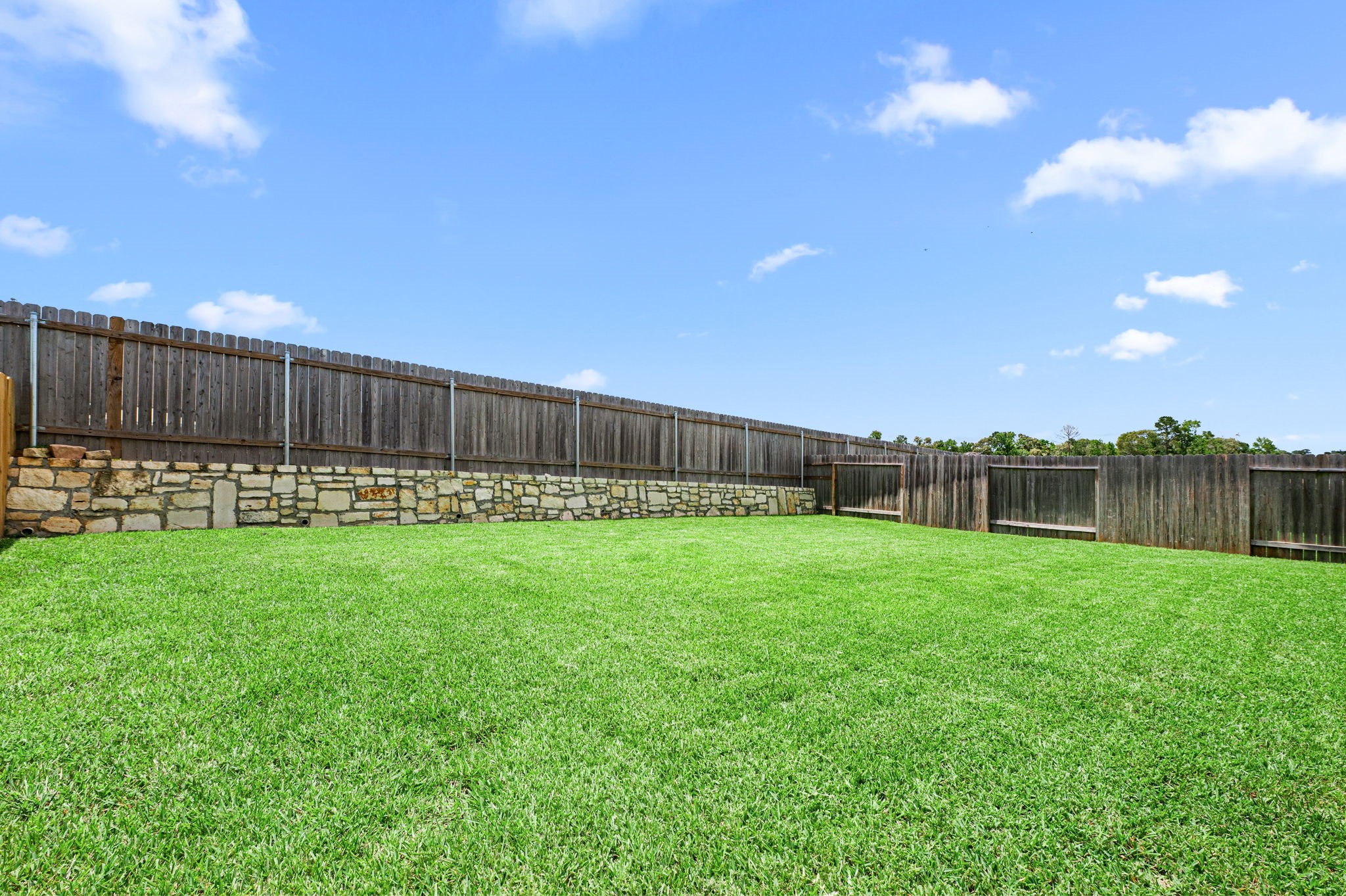 24714 Mountain Tree Drive Property Photo 32