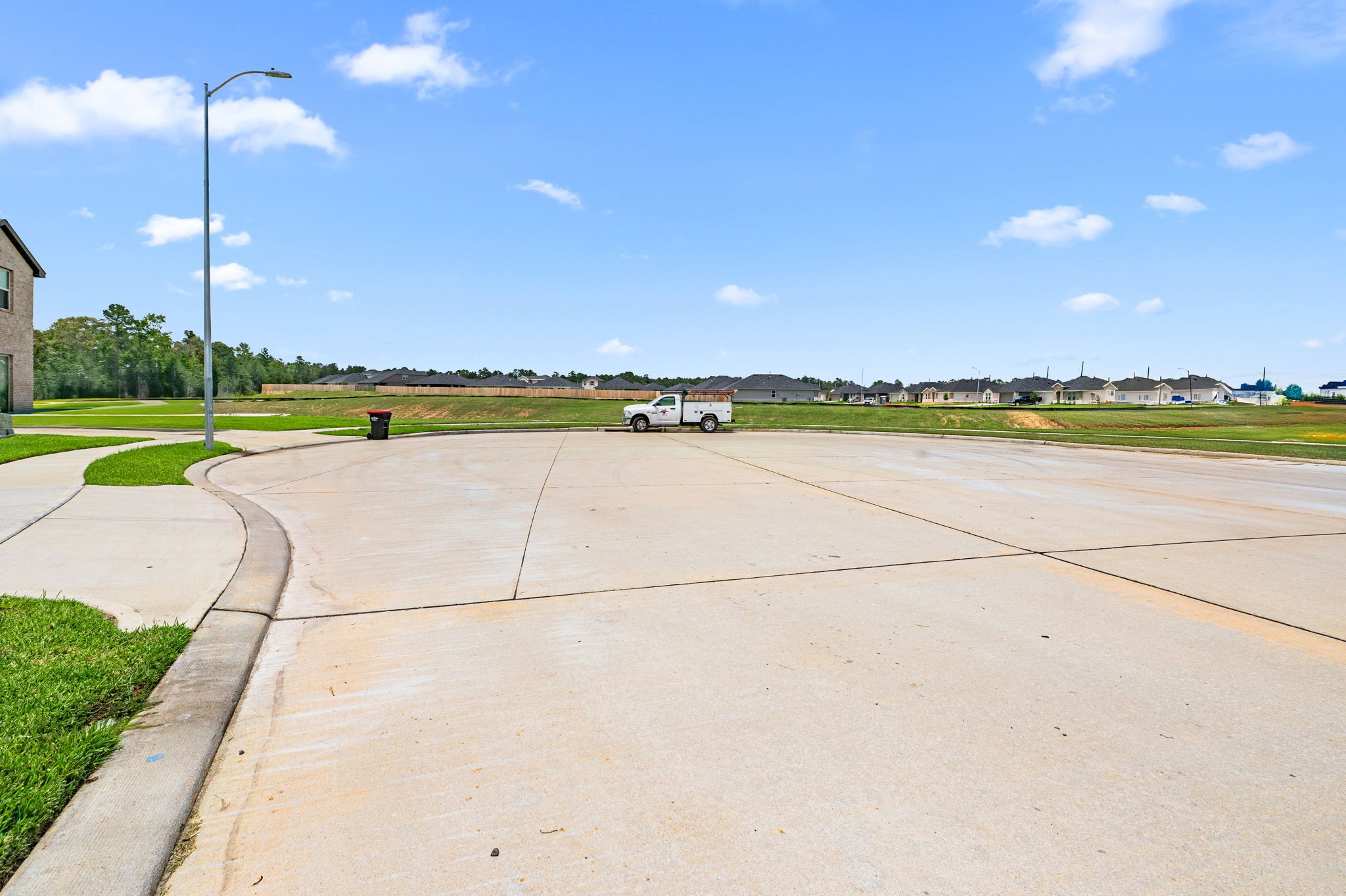24714 Mountain Tree Drive Property Photo 34