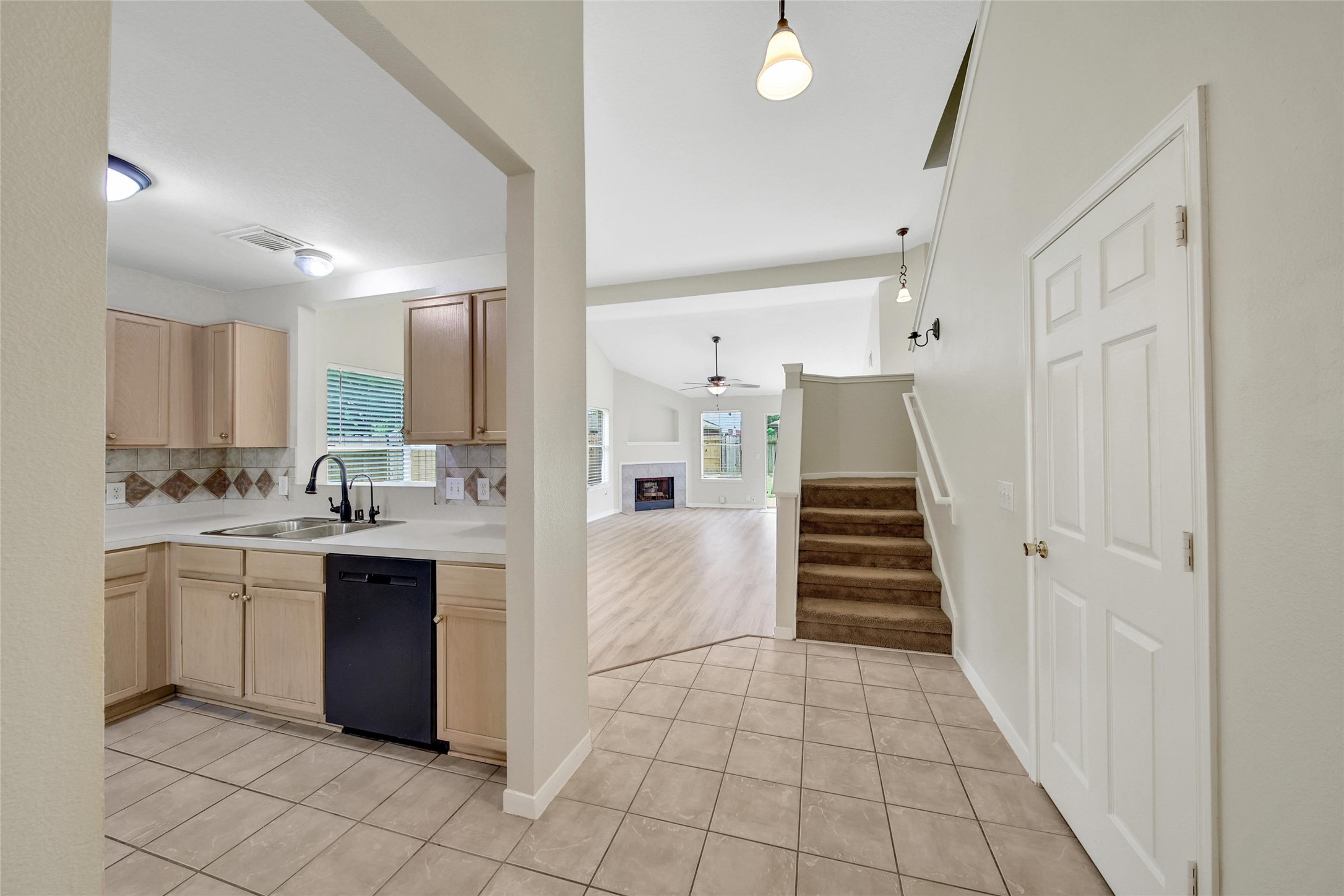 11911 Ezekiel Drive Property Photo 10