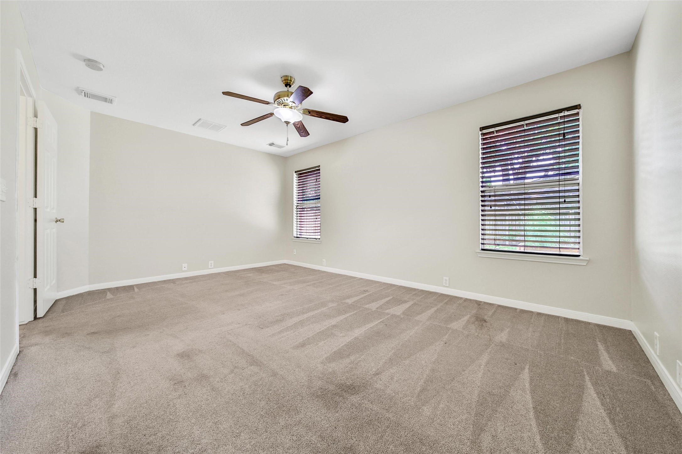 11911 Ezekiel Drive Property Photo 15