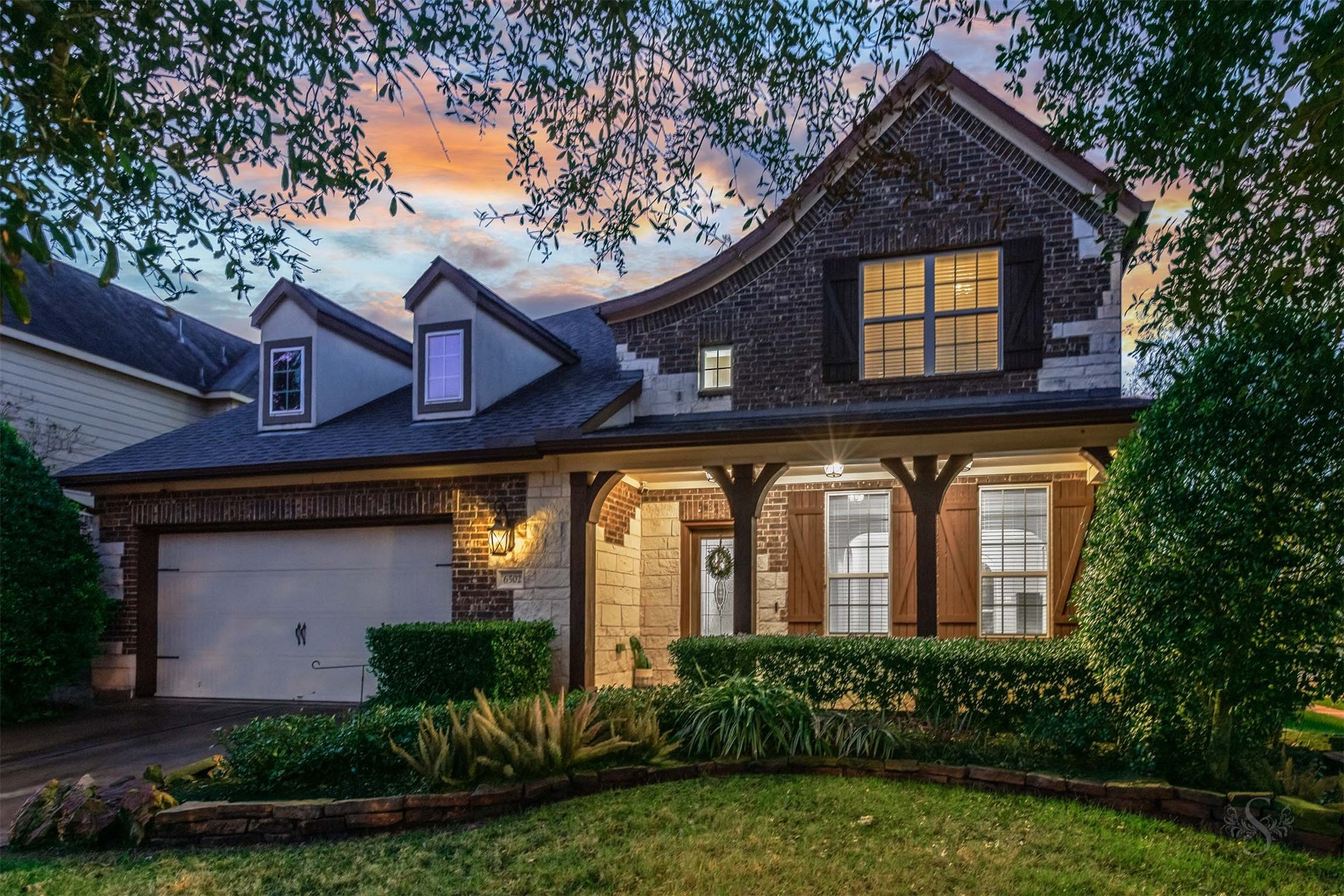 6502 Tamarind Sky Lane Property Photo 1