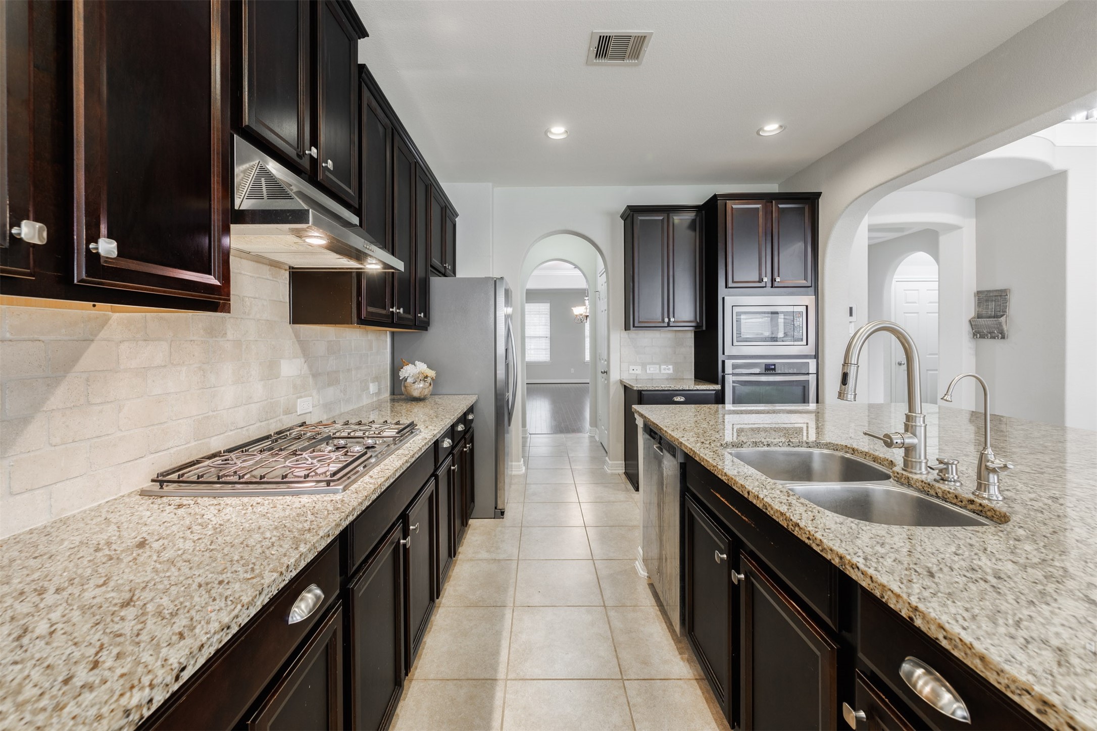 6502 Tamarind Sky Lane Property Photo 11