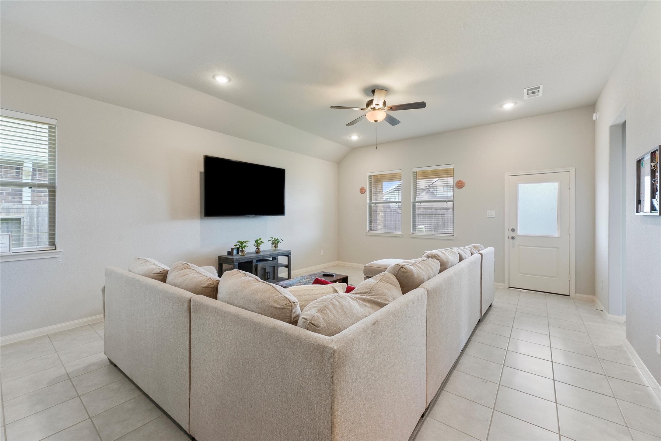 31227 Roos River Drive Property Photo 10