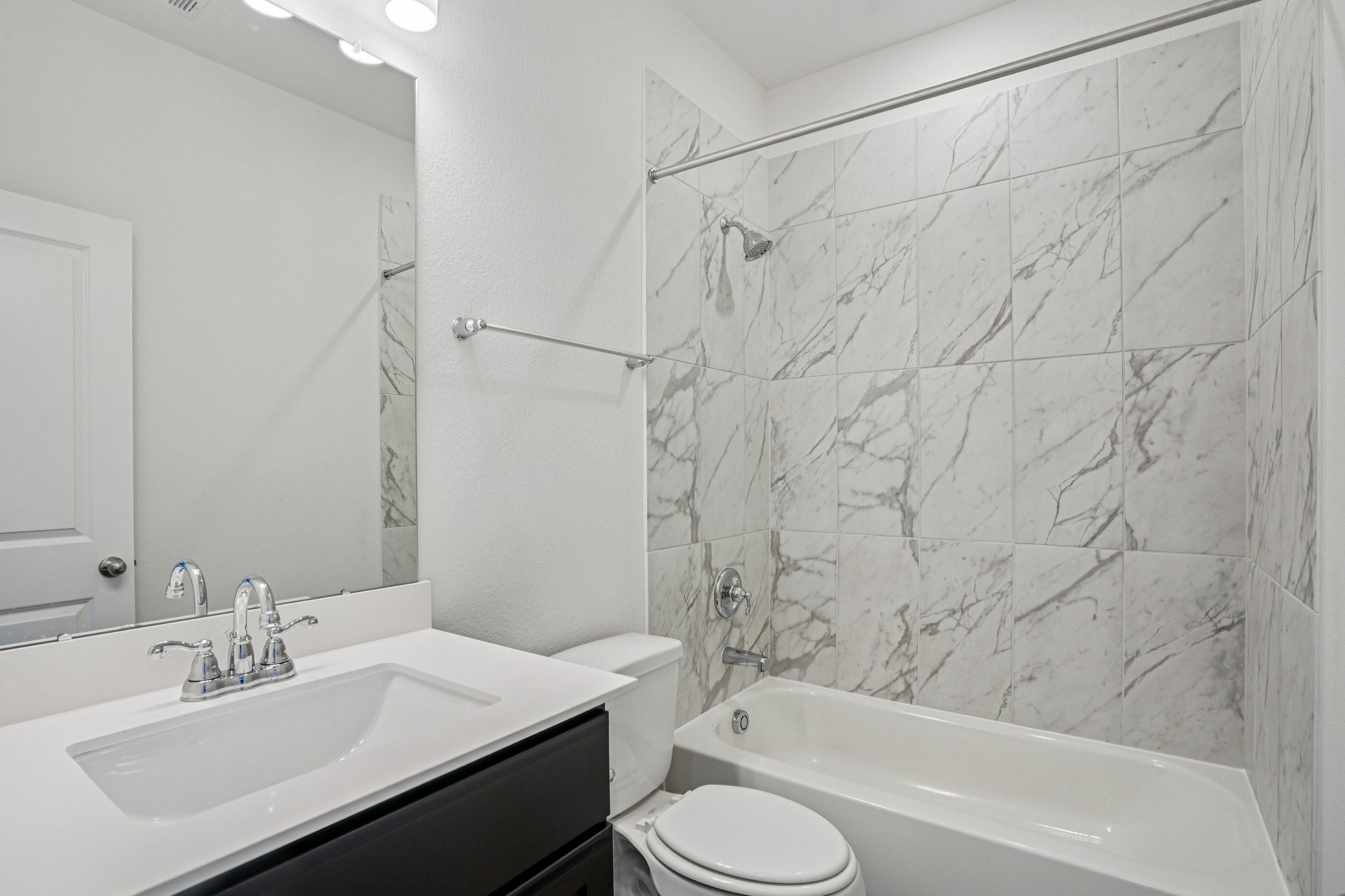 4018 Honeyspring Drive Property Photo 15