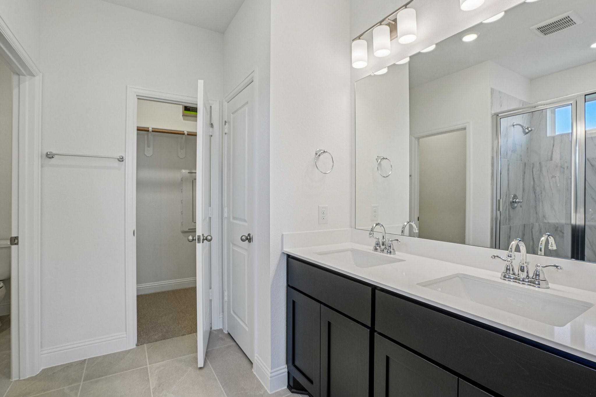 4018 Honeyspring Drive Property Photo 24