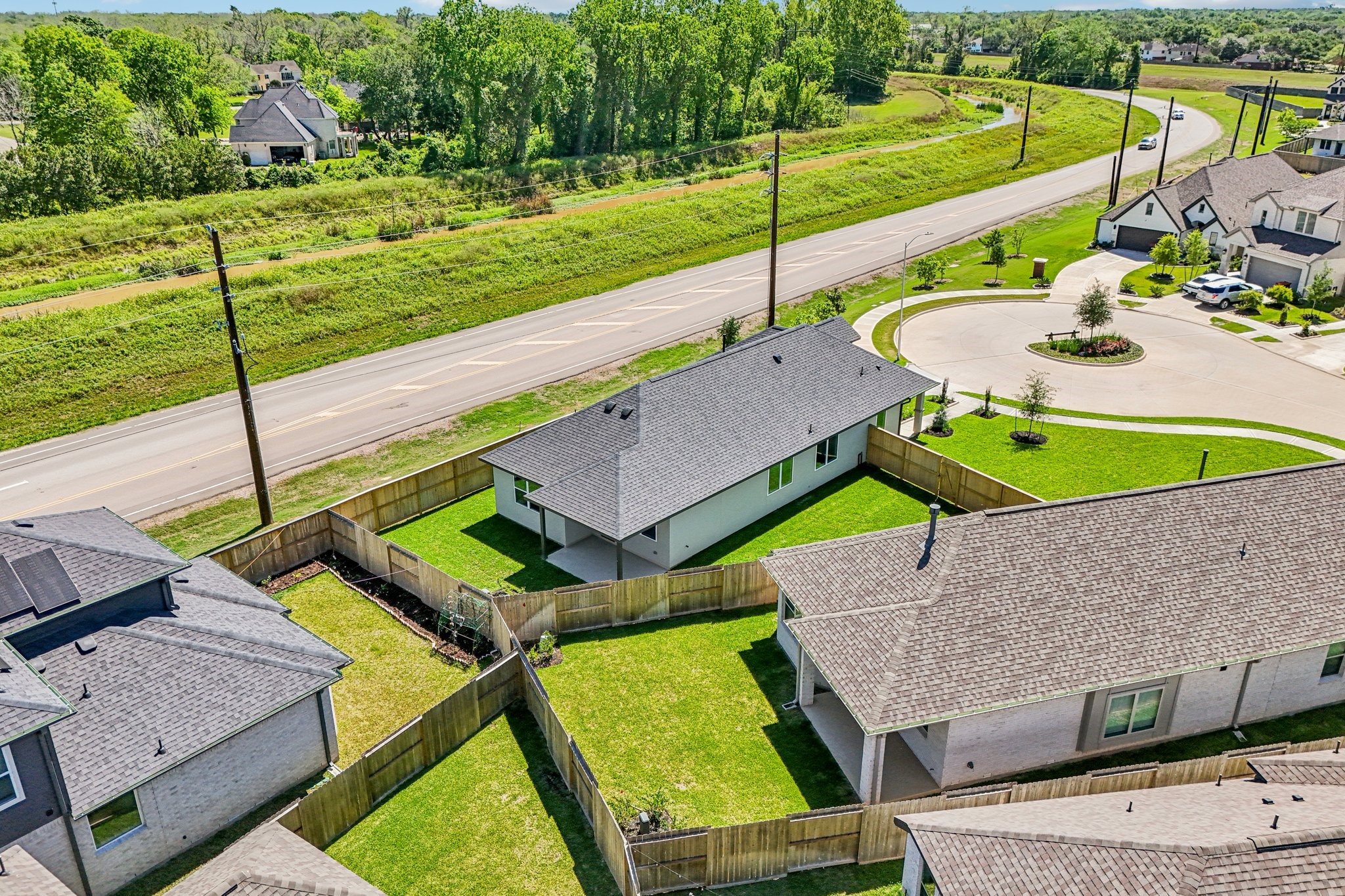4018 Honeyspring Drive Property Photo 41