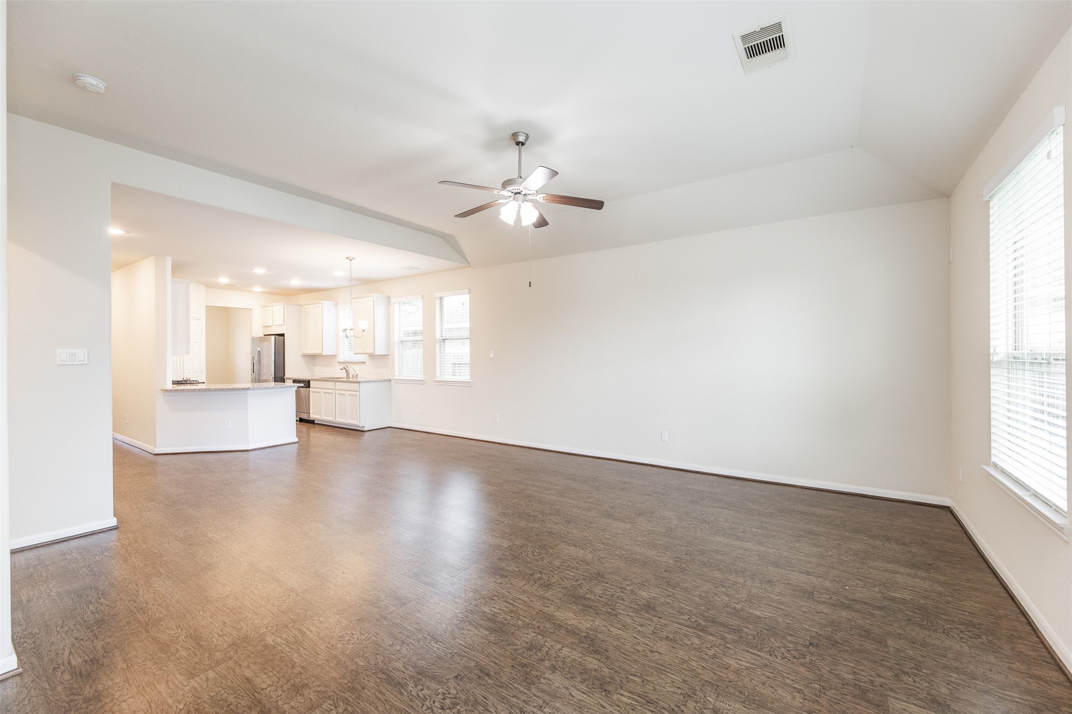 18011 Alora Springs Trace Property Photo 11