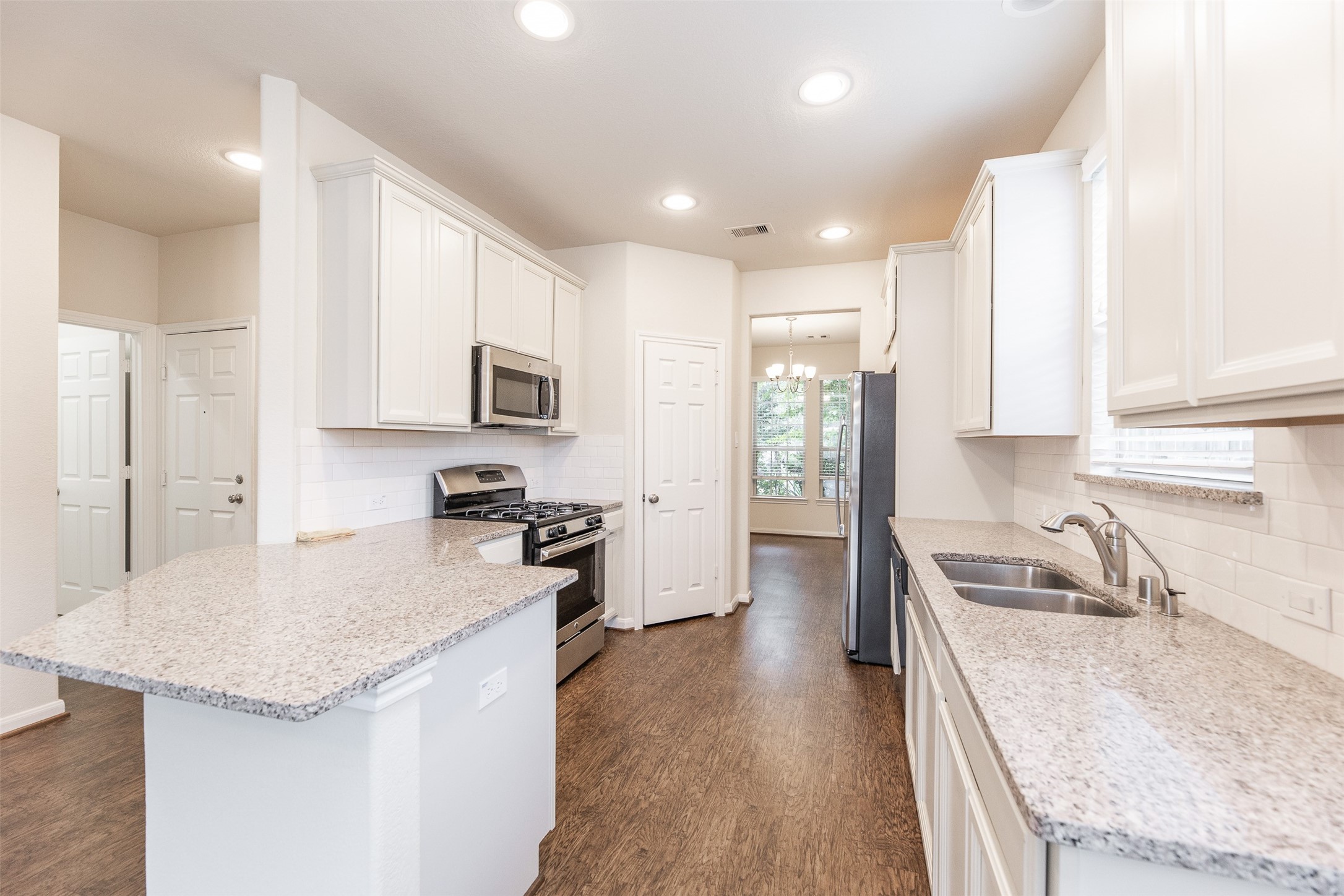 18011 Alora Springs Trace Property Photo 13