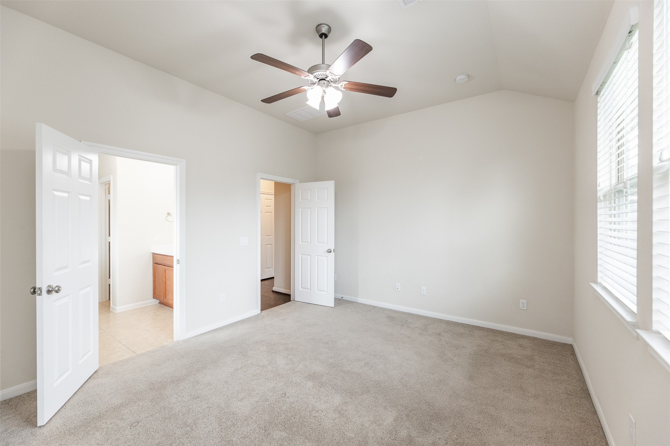 18011 Alora Springs Trace Property Photo 18