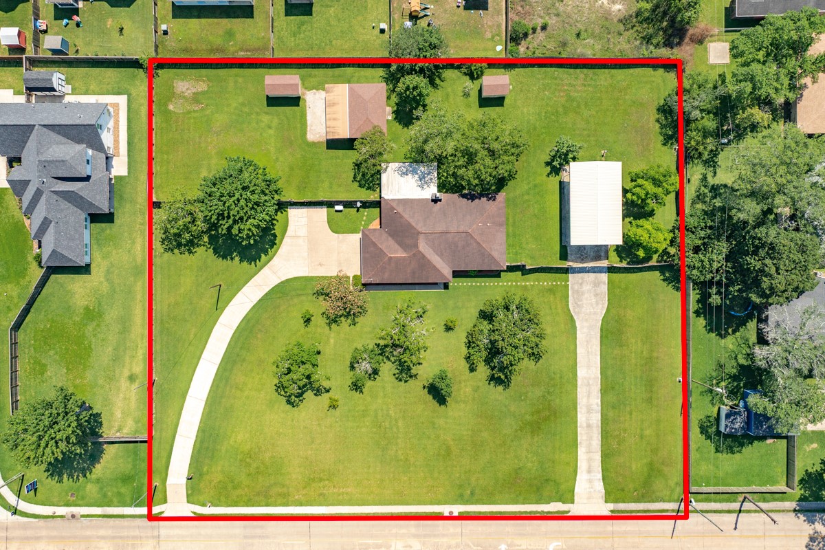 1412 Buchta Road Property Photo 2