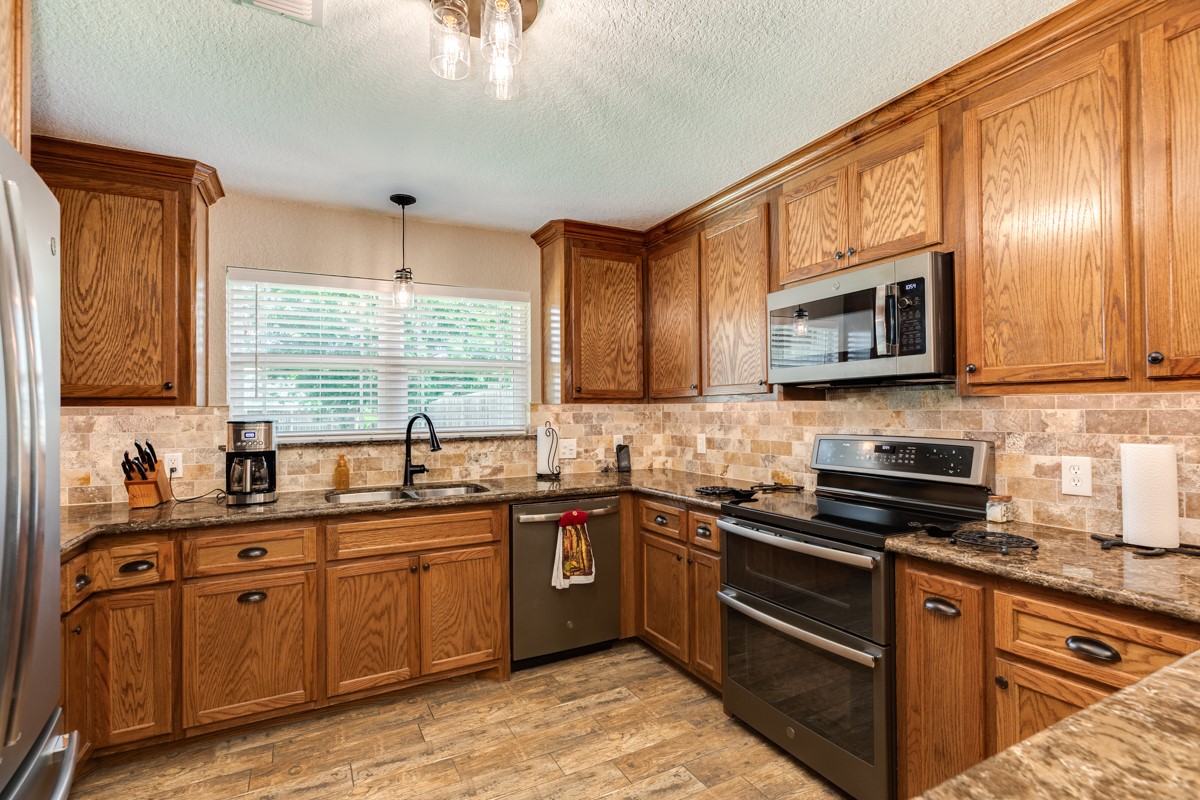 1412 Buchta Road Property Photo 29