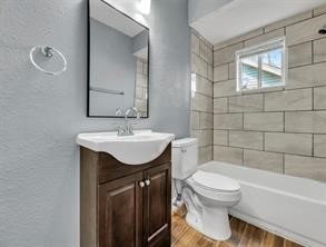 5911 Grace Lane 2 Property Photo 4
