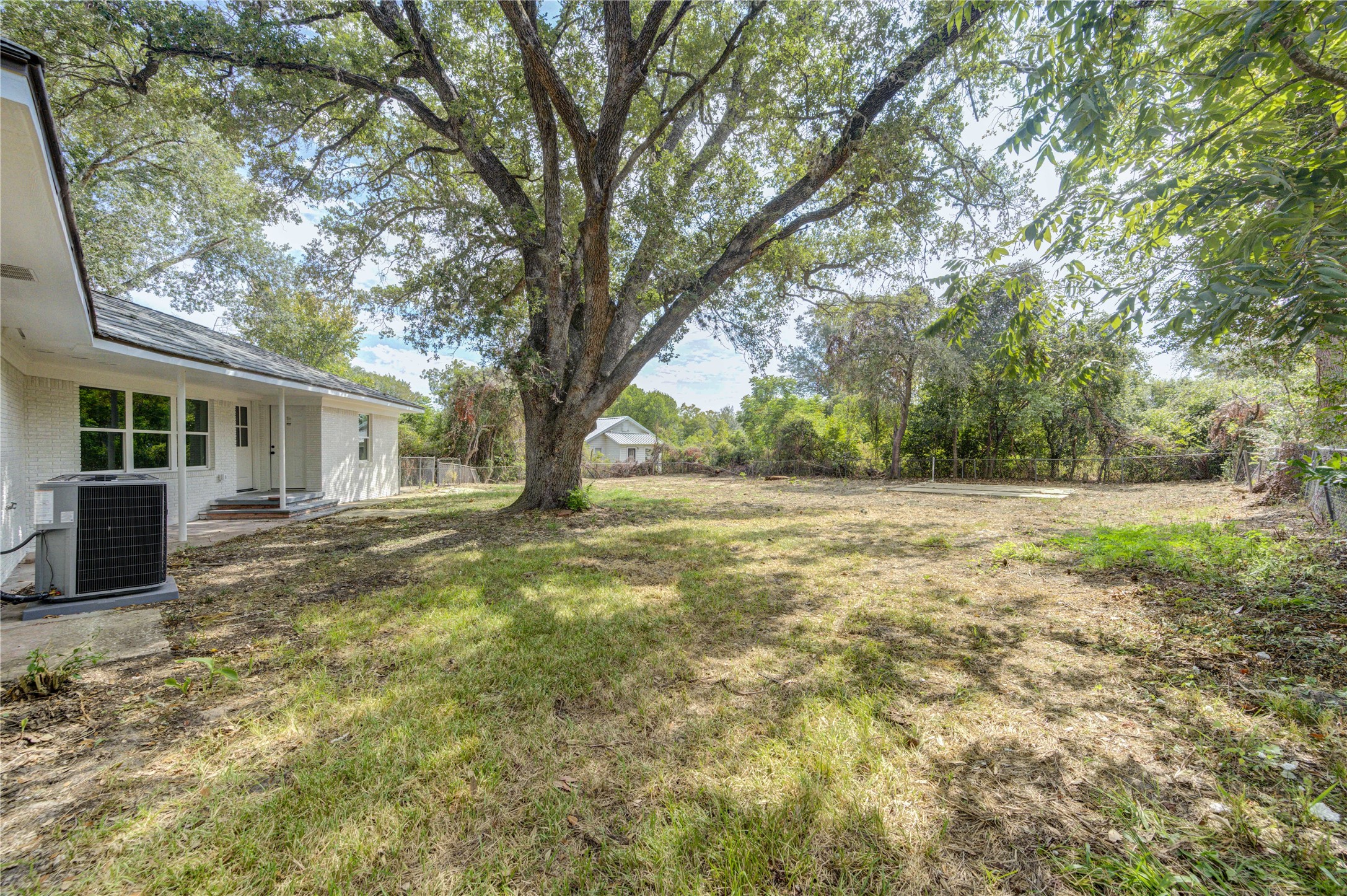 713 S Holland Street Property Photo 31
