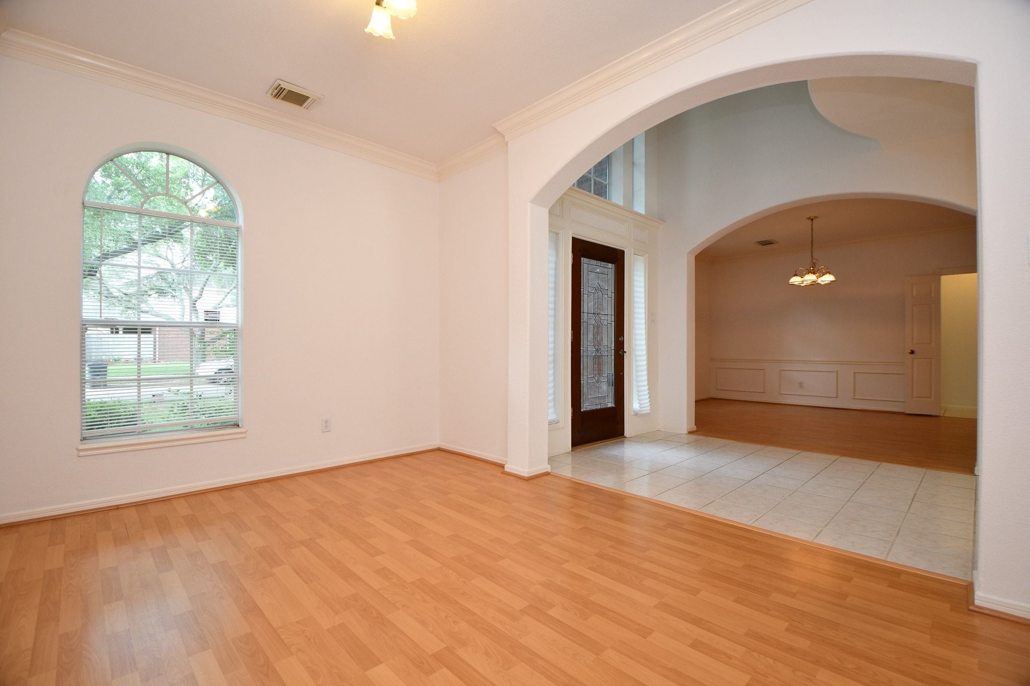 4323 Magnolia Lane Property Photo 6