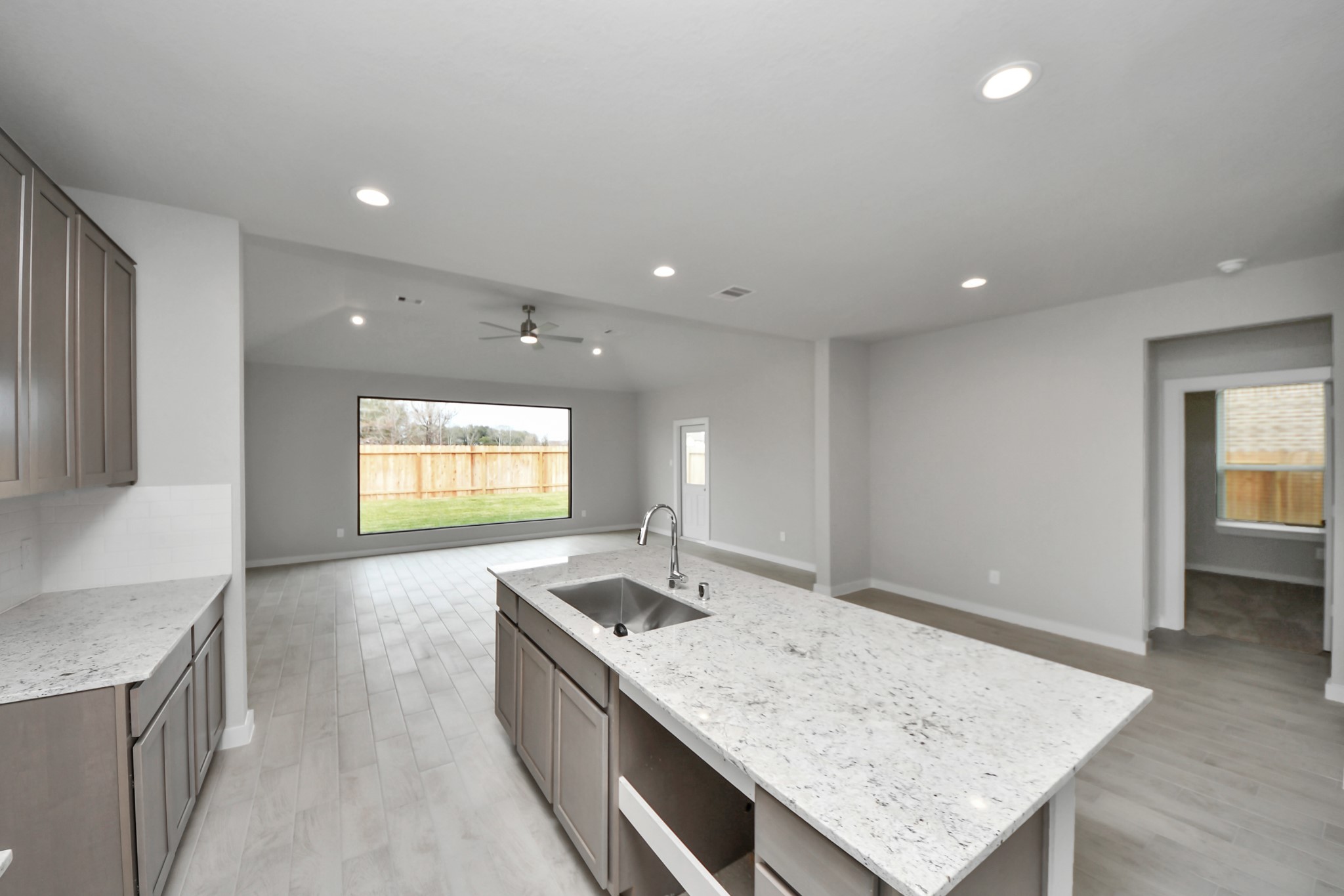 15802 Walnut Leaf Lane Property Photo 13