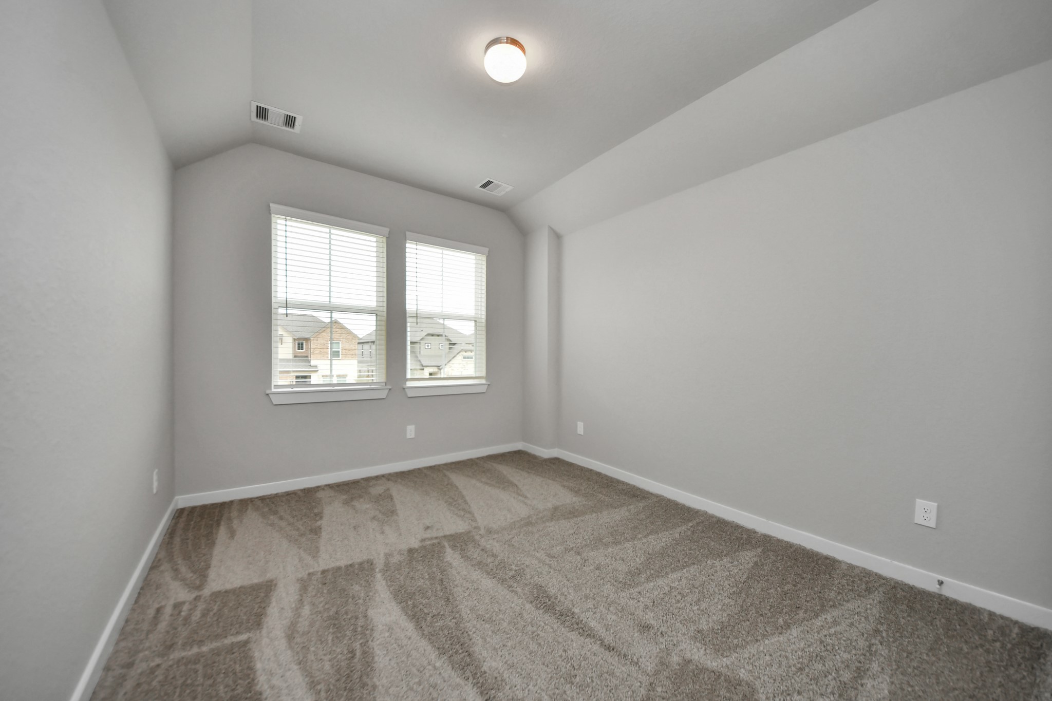 15802 Walnut Leaf Lane Property Photo 31