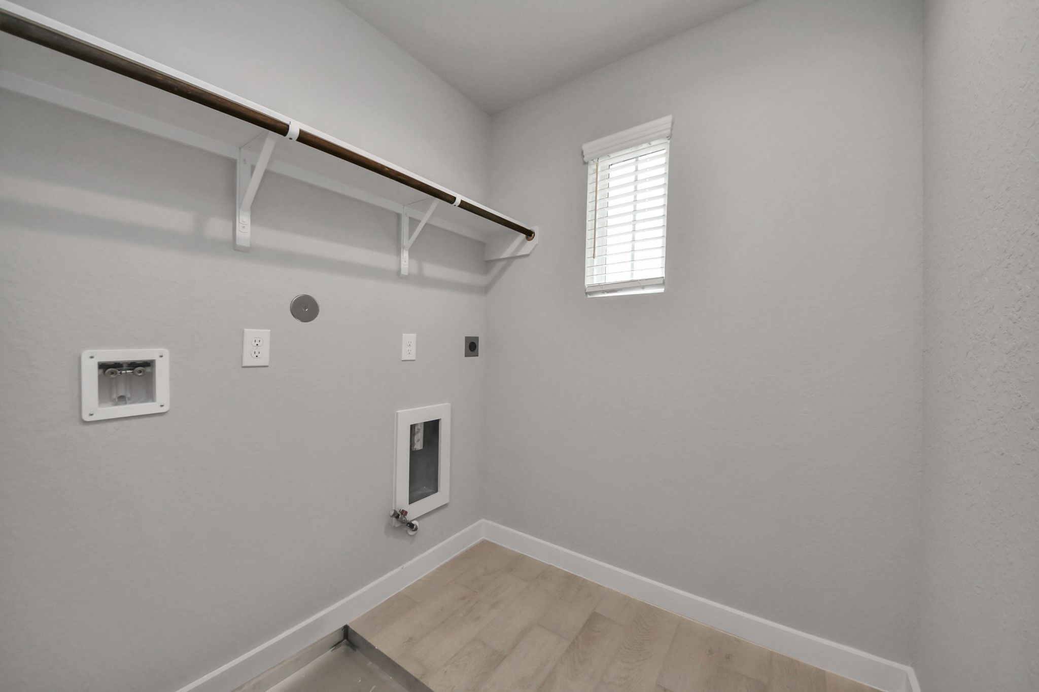 15802 Walnut Leaf Lane Property Photo 32