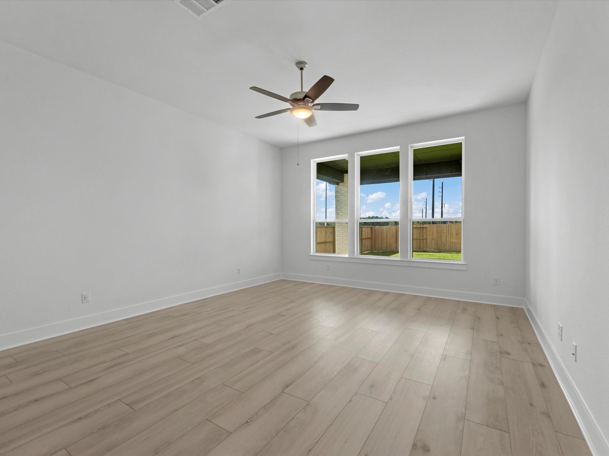 11938 Golden Cove Property Photo 13