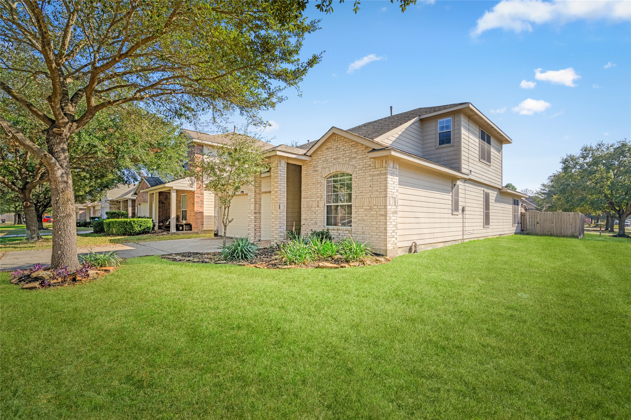 11539 Stonepine Meadow Court Property Photo 3