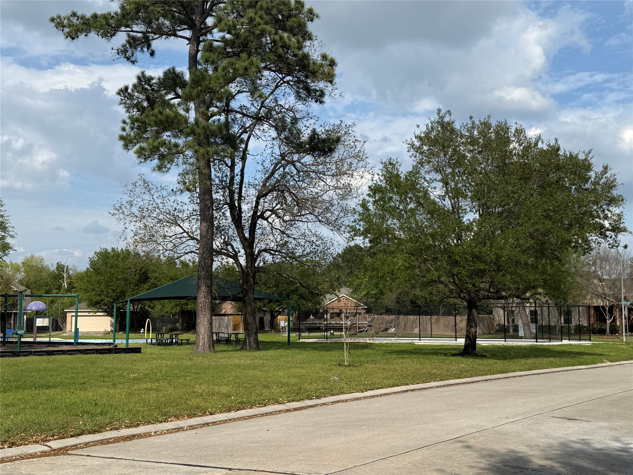 11539 Stonepine Meadow Court Property Photo 32