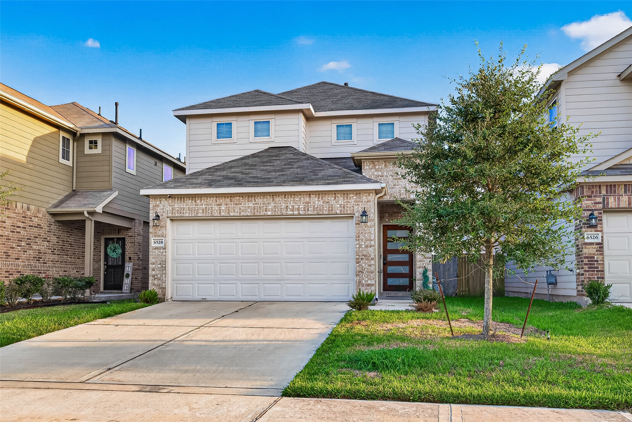 6528 Castle Loch Court Property Photo 2