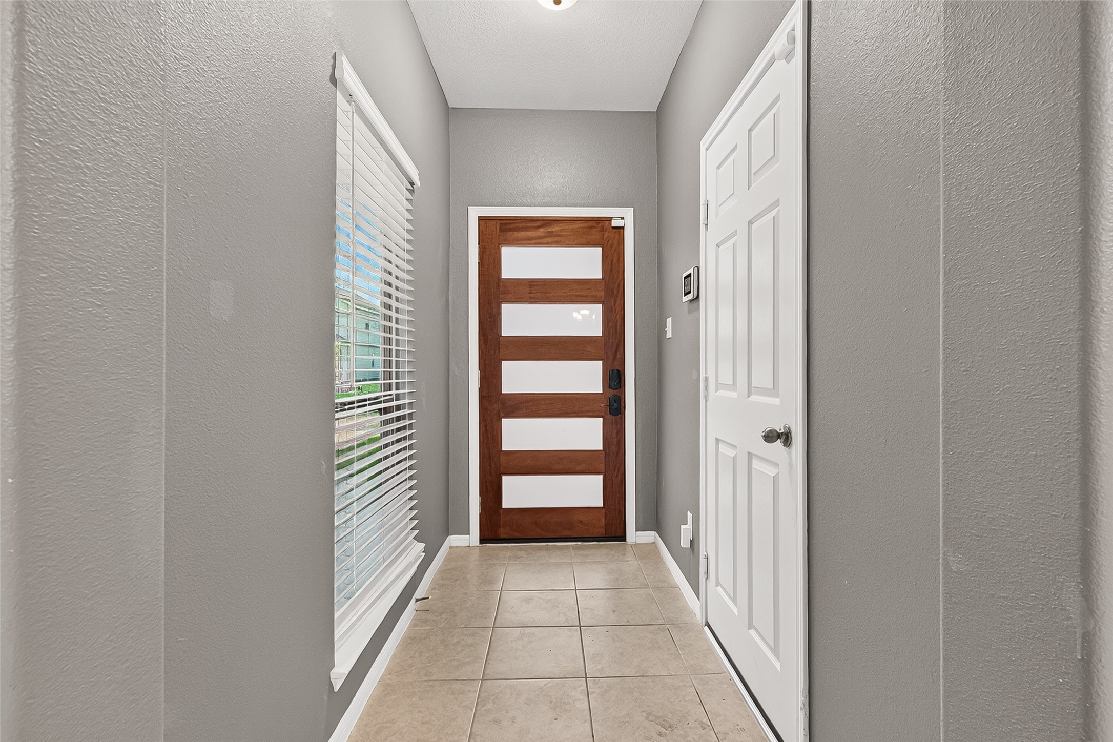 6528 Castle Loch Court Property Photo 8