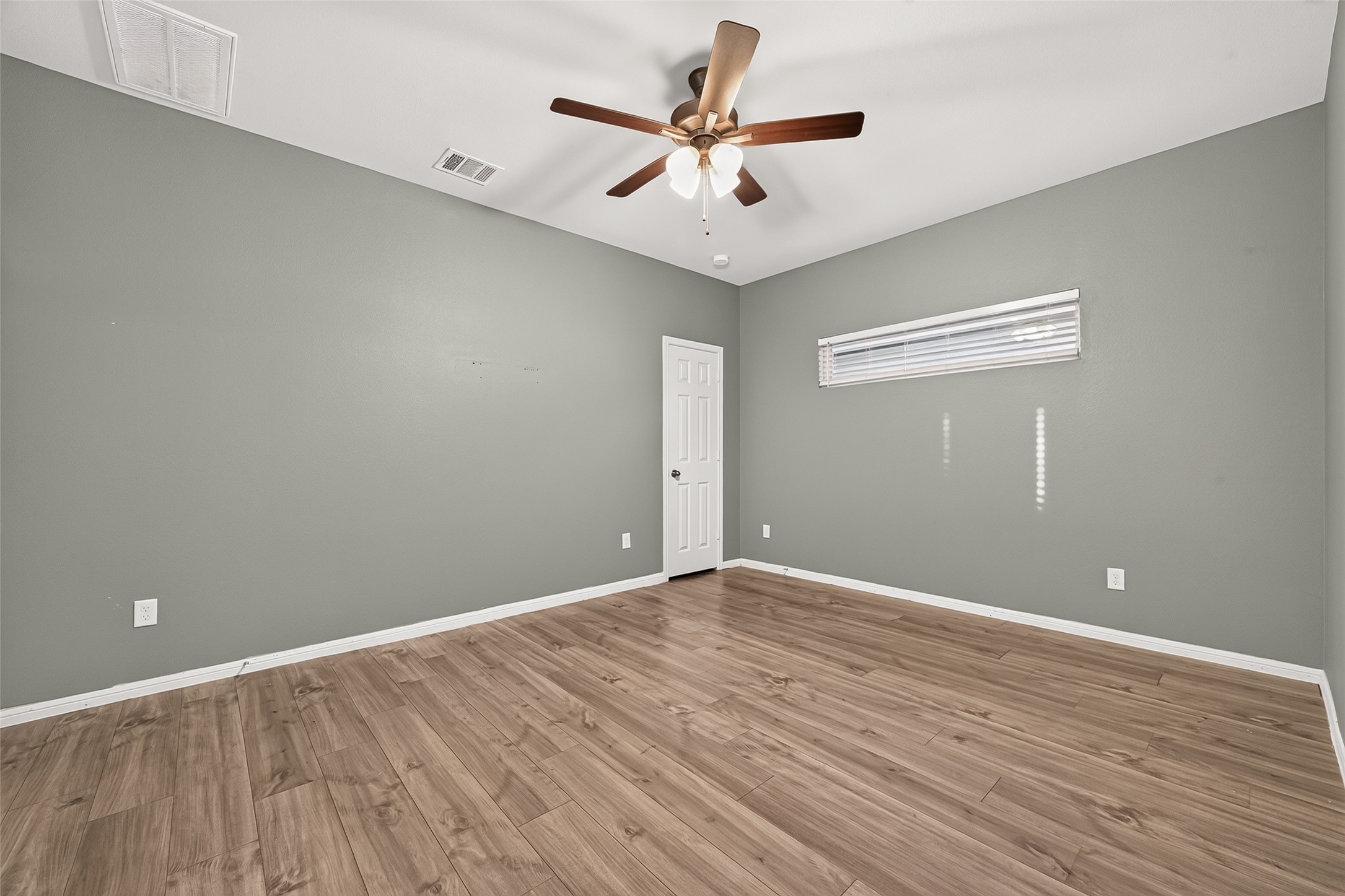 6528 Castle Loch Court Property Photo 24