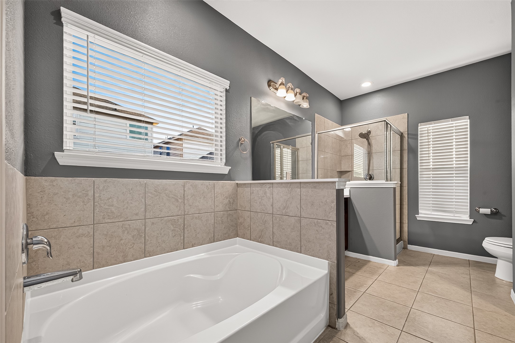 6528 Castle Loch Court Property Photo 27