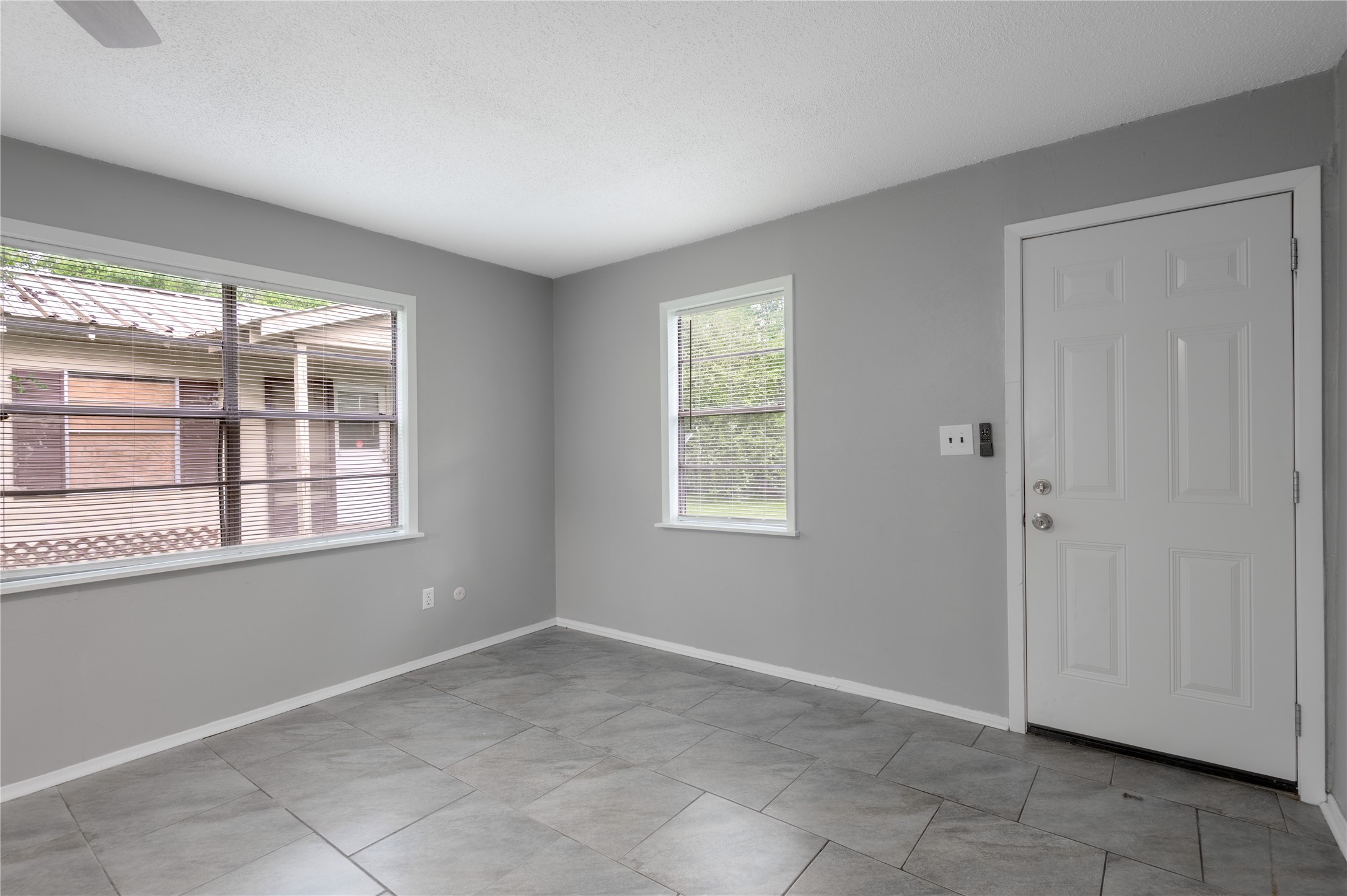 700 Gray Street 2 Property Photo 3